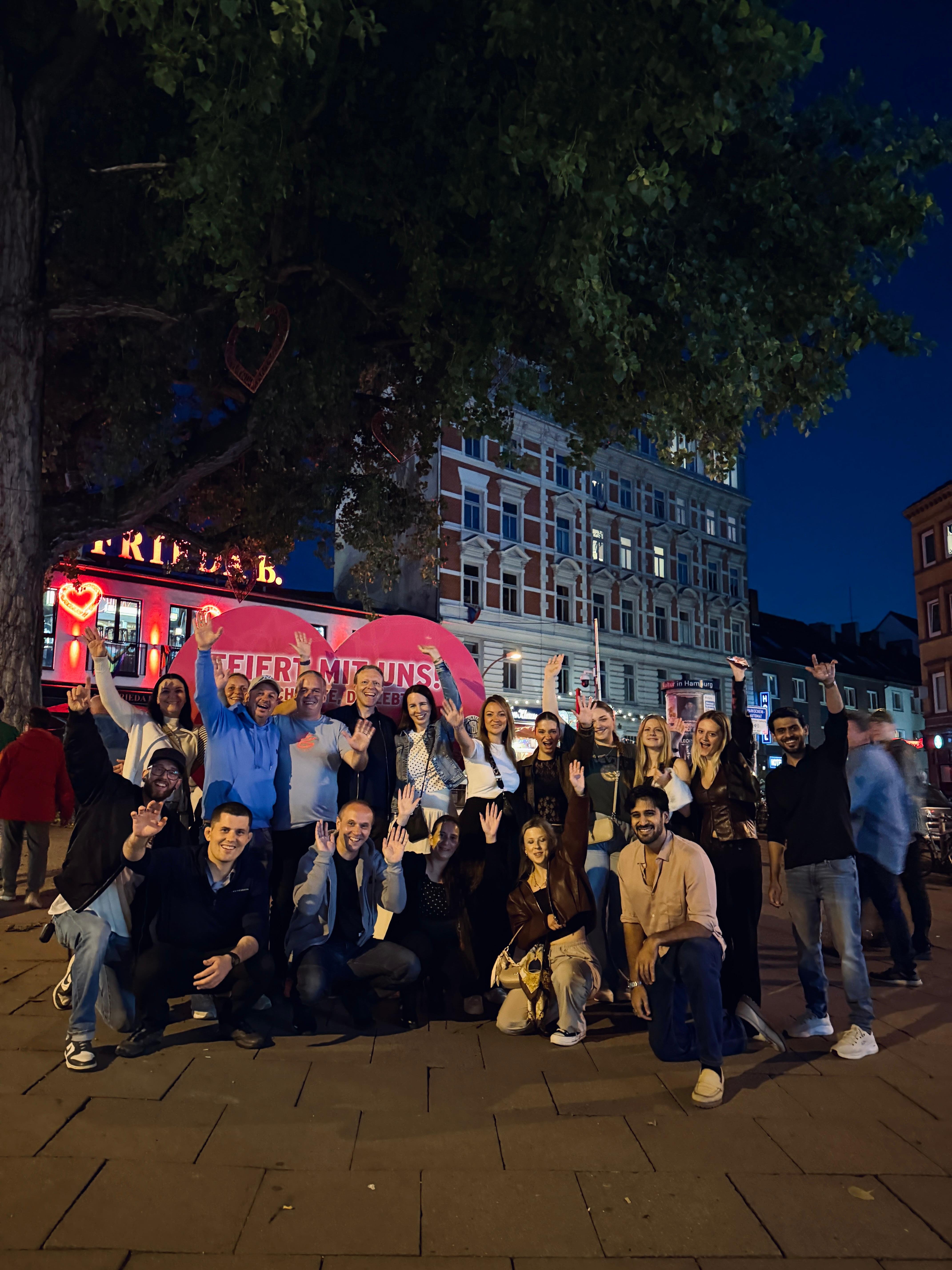 Hamburg: Party Walk & legendäre Kneipentour durch St. Pauli & Reeperbahn