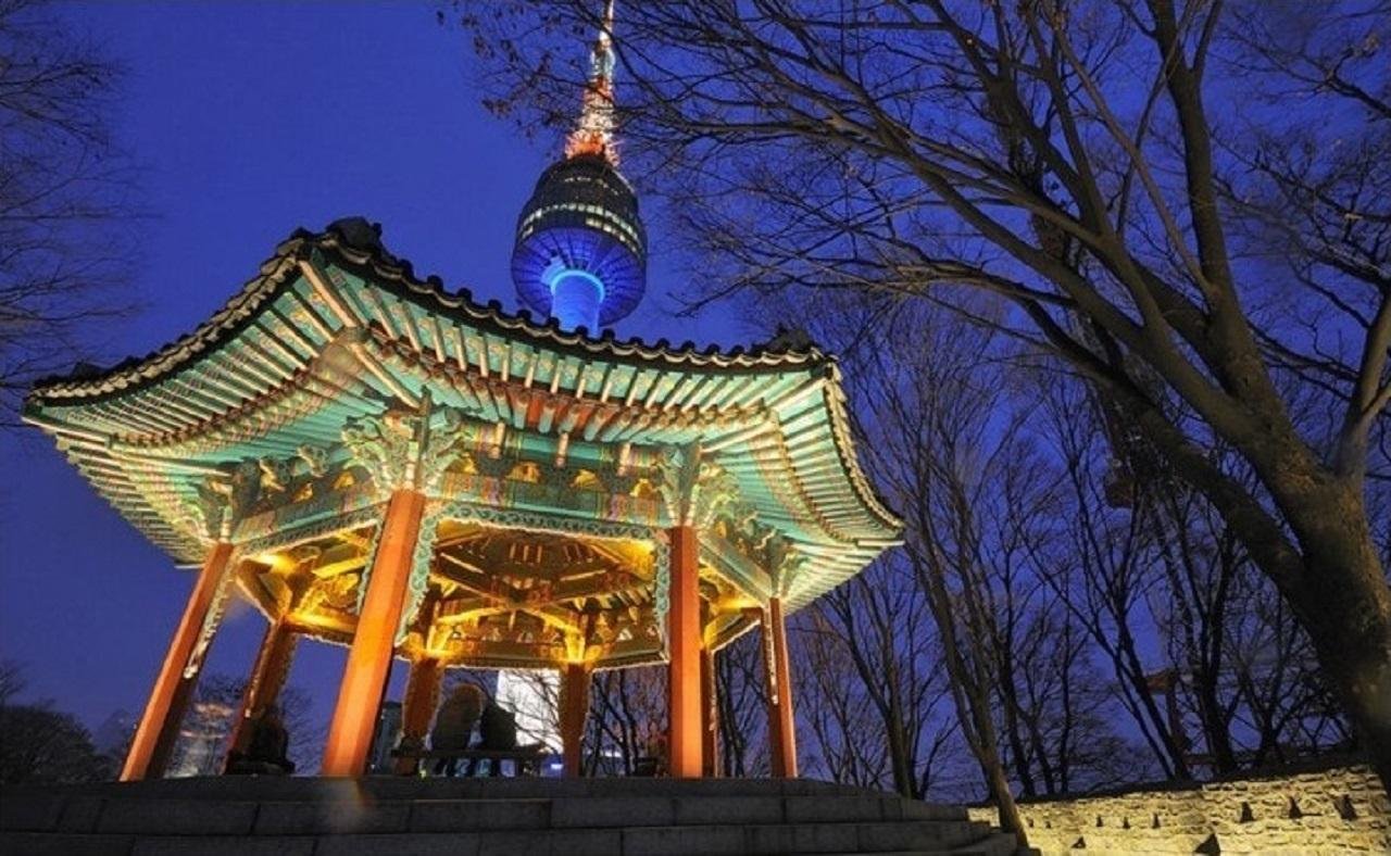 Seoul Night Tour: N Seoul Tower, Namsan Park & Myeongdong