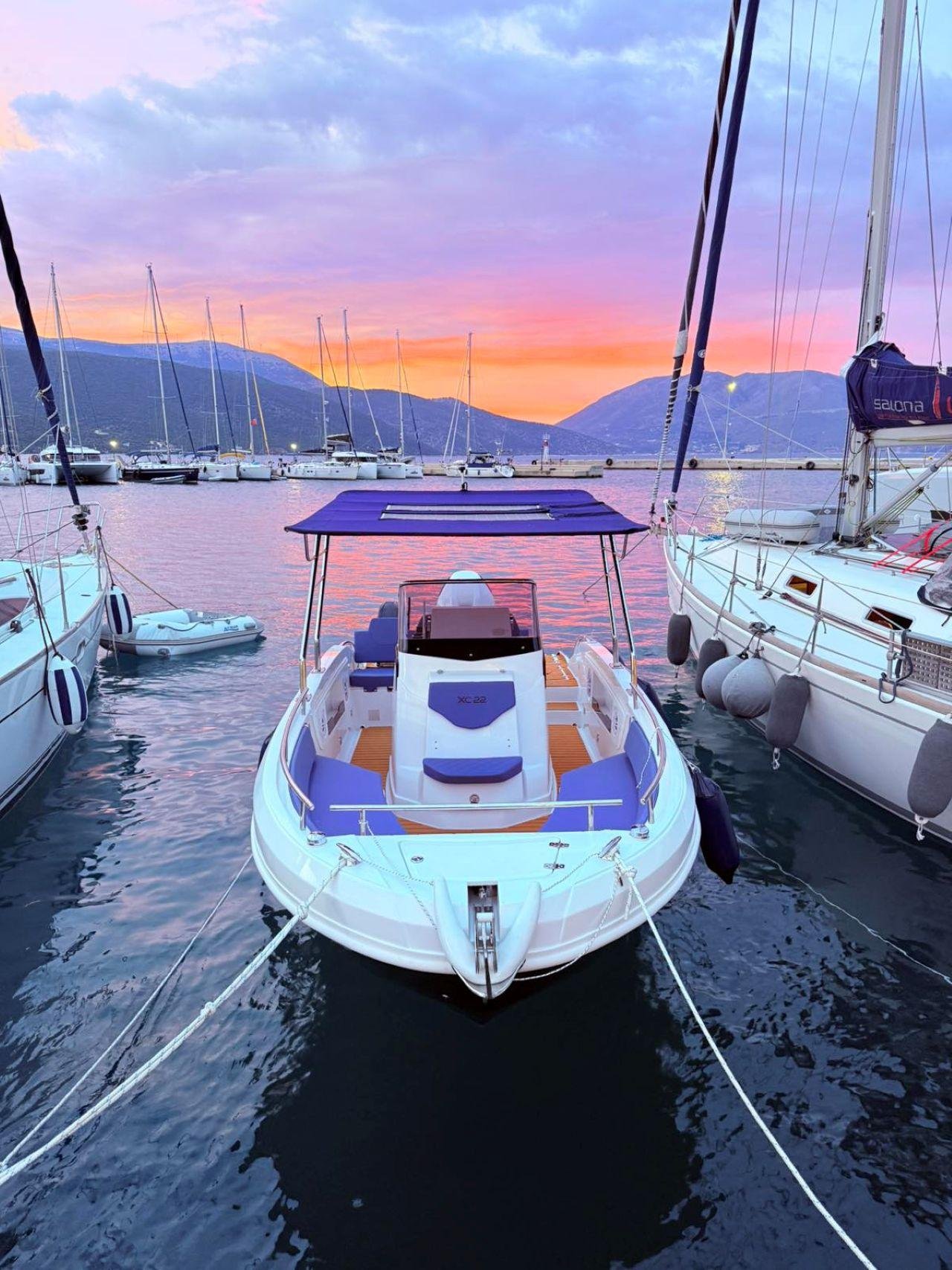 Private Speedboat to Atokos Pig Island & Ithaca