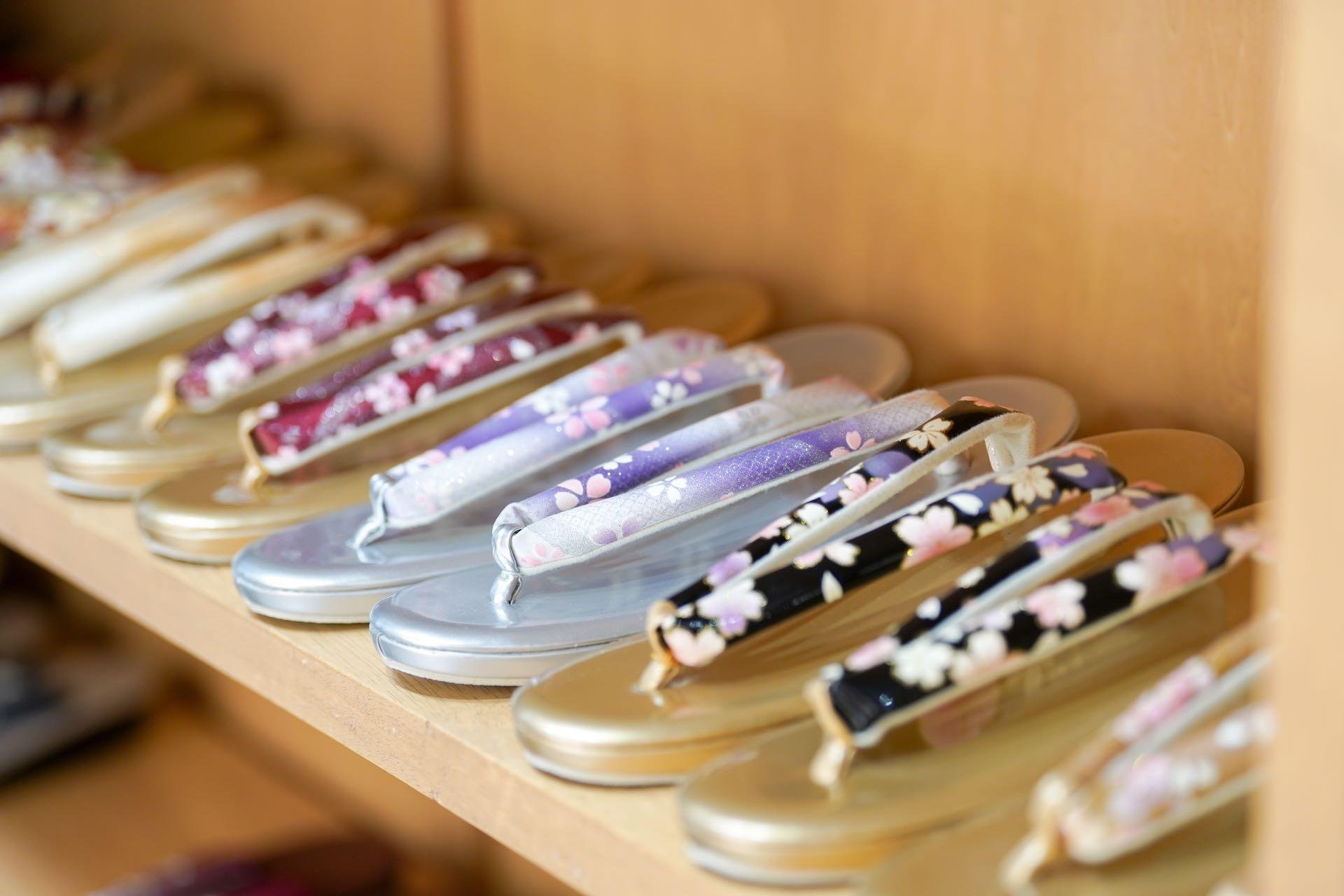 Kyoto Kimono Rental with Hairstyling & Accessories