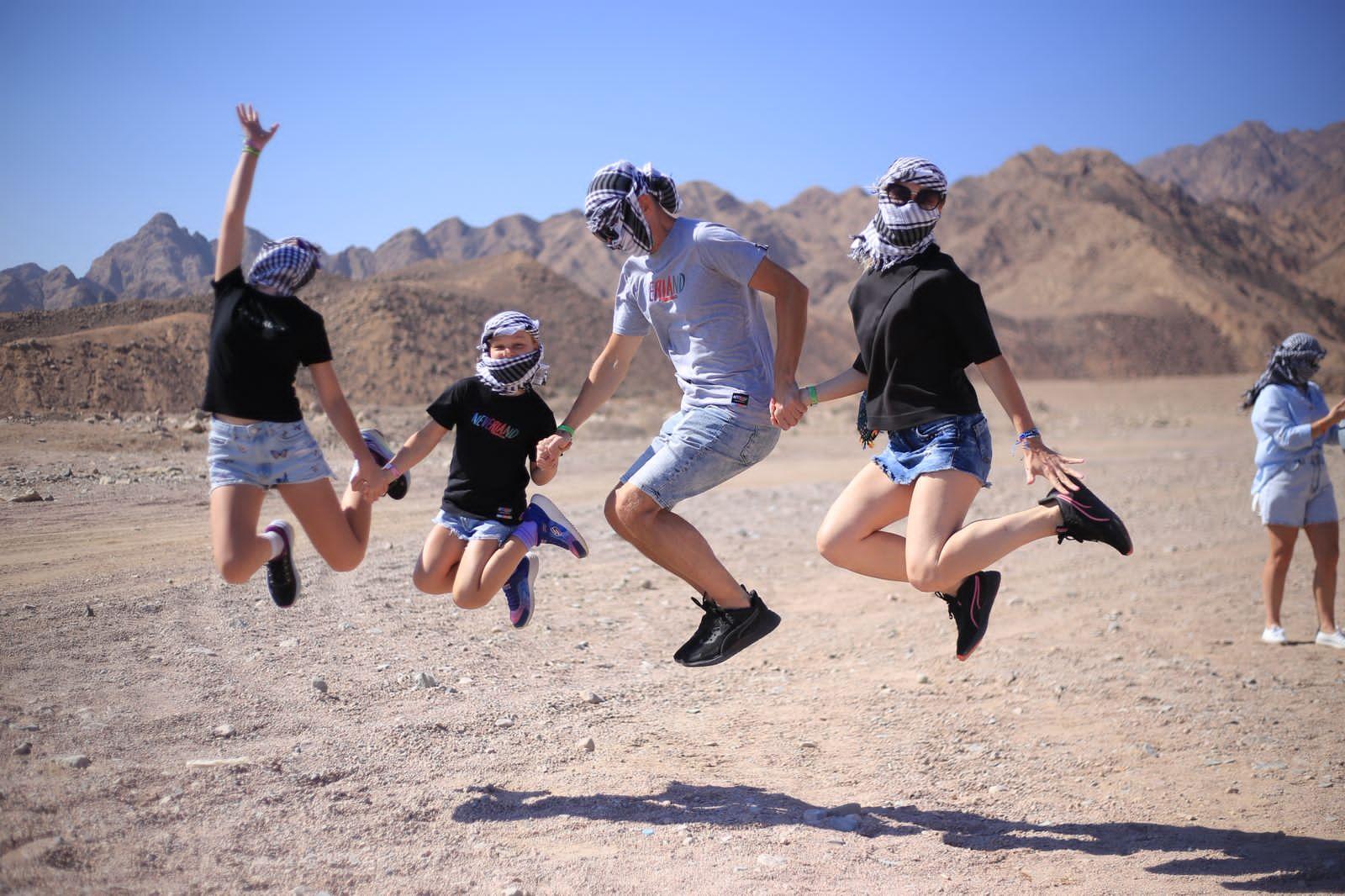 Sinai Desert & Dahab Full-Day Adventure from Sharm El Sheikh