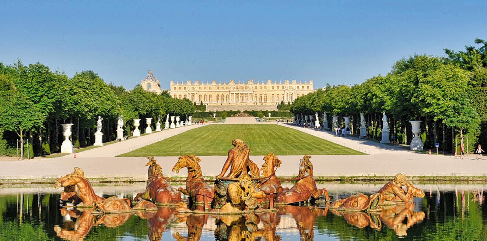 Versailles Palace & Horseback Riding Experience