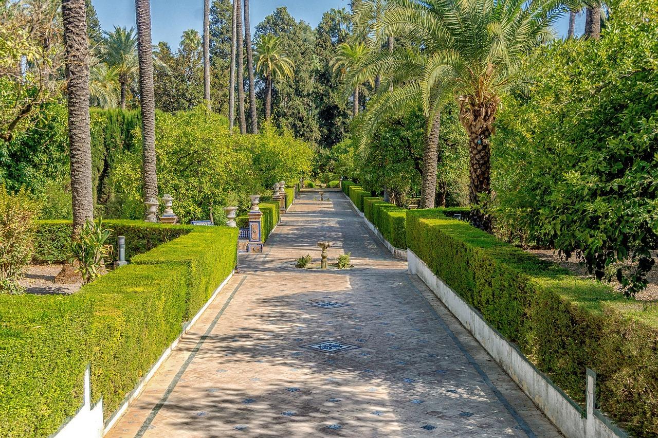 Private Highlights of Seville: Alcazar & Cathedral Tour
