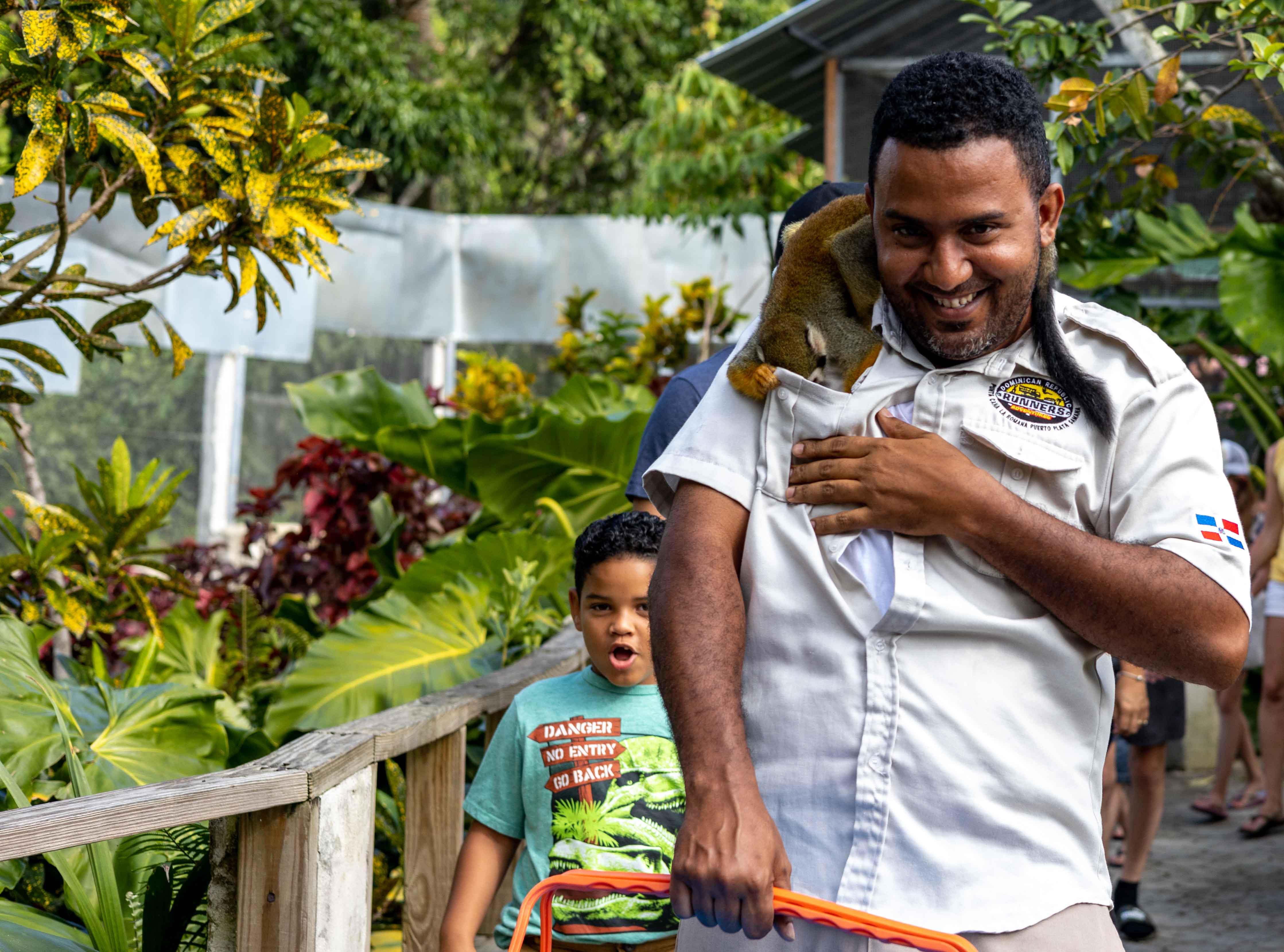 Punta Cana: Monkey Land Safari & Plantation Tour