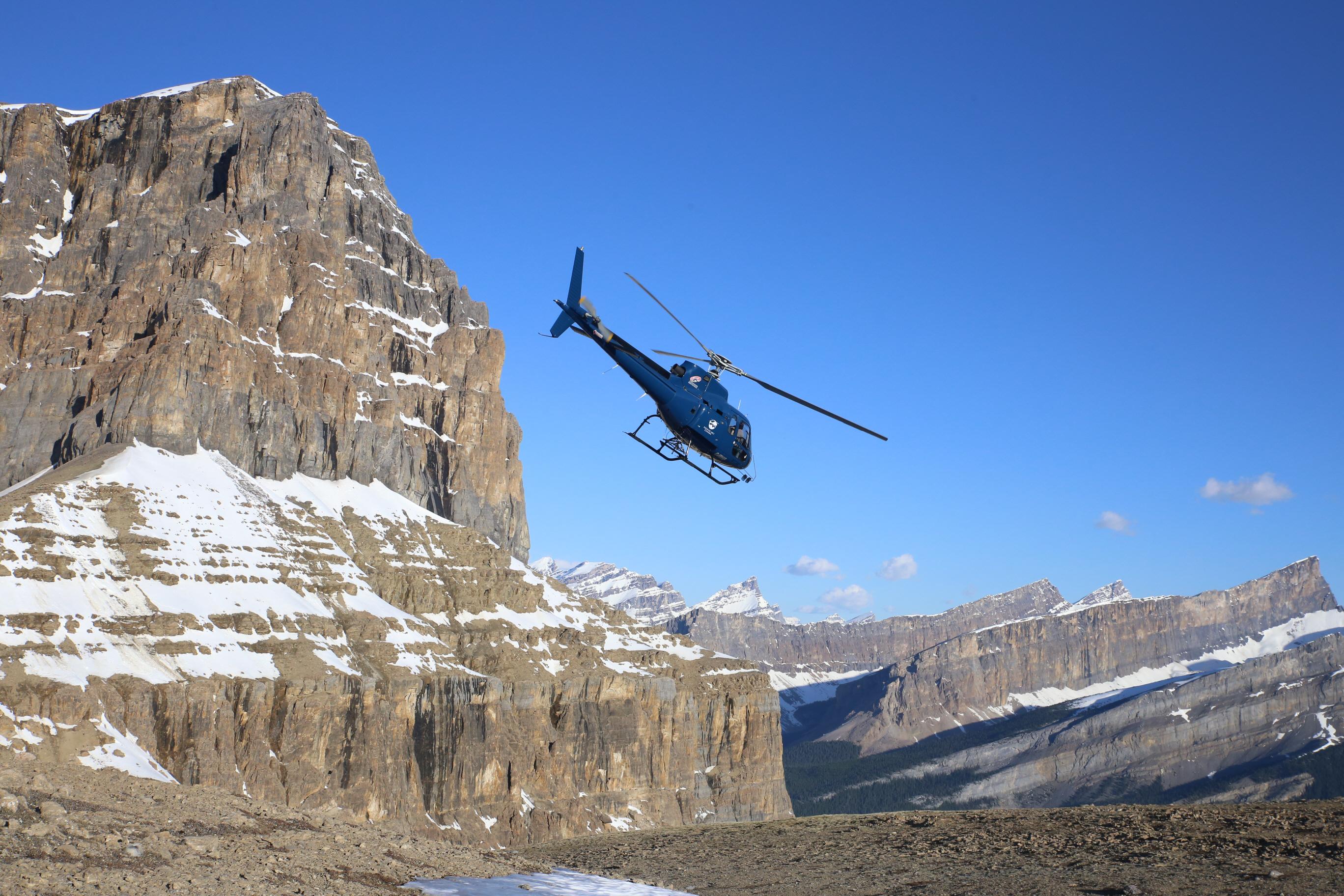 Canadian Rockies Scenic Helicopter Tour – Banff & Jasper Region