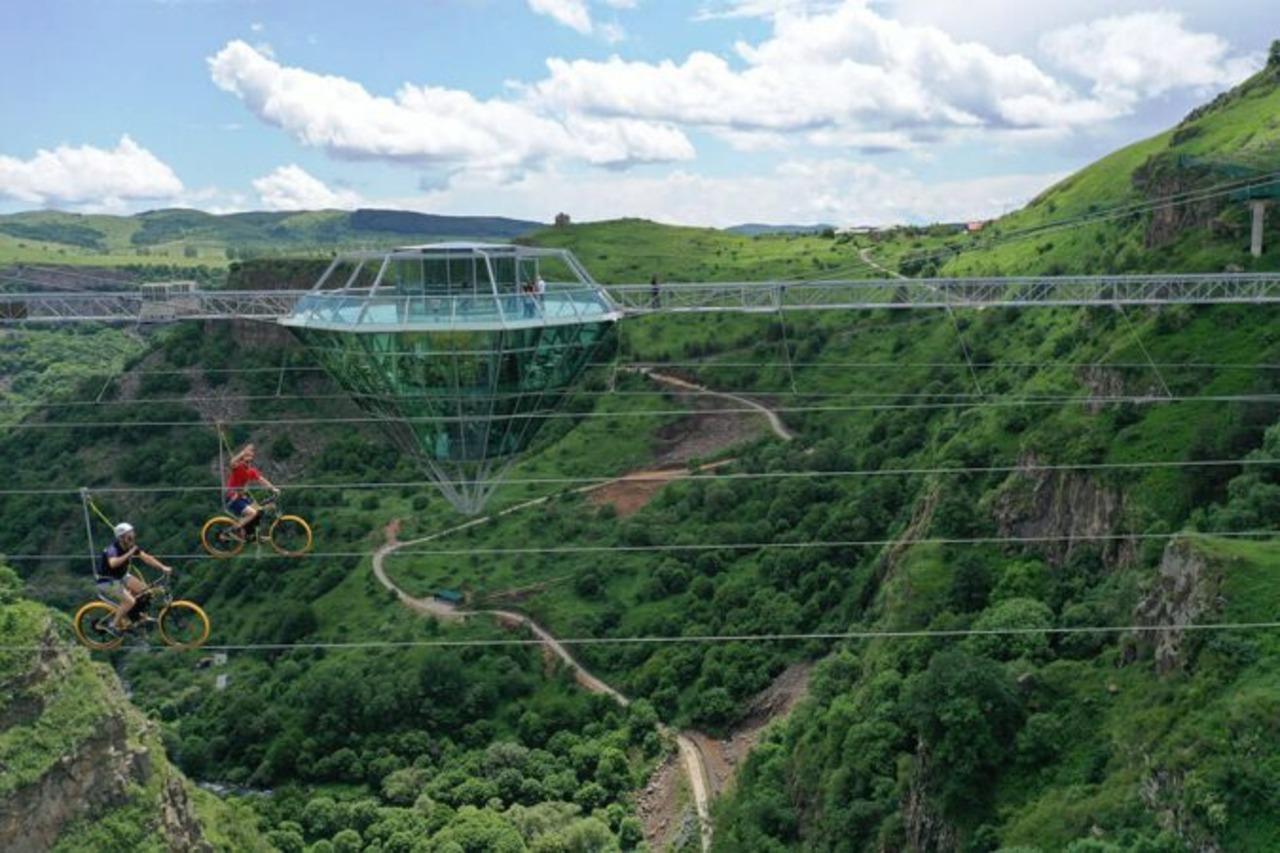 Dashbashi Canyon & Diamond Bridge Day Tour from Tbilisi