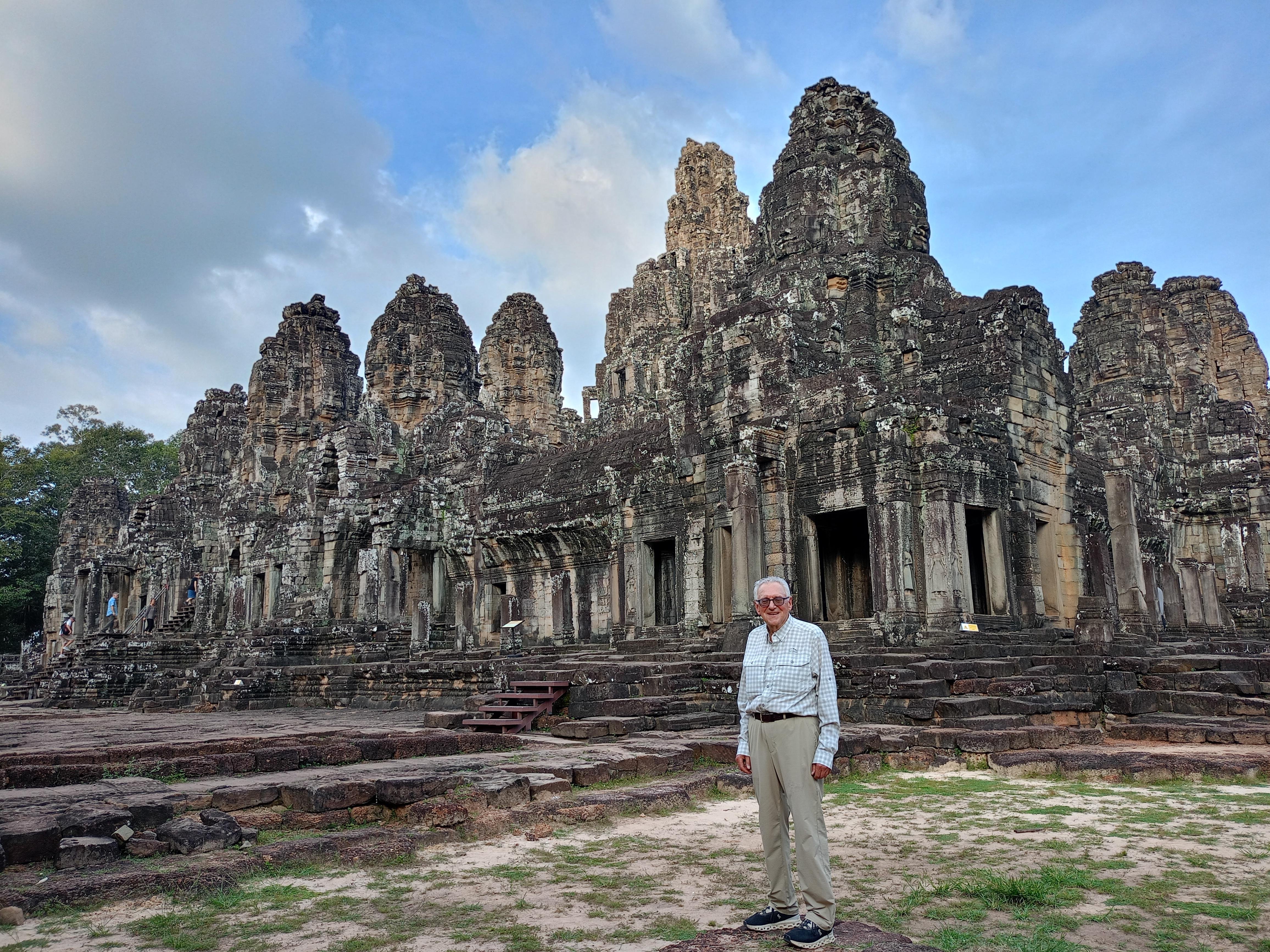 Private Angkor Wat Sunrise & Temples Discovery