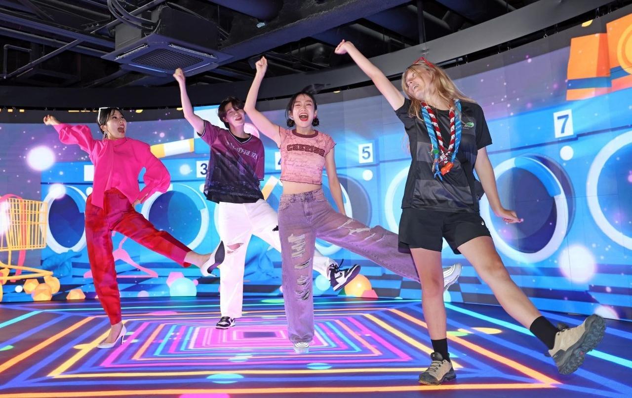 Seoul K-POP Fan Tour: Real Idol Show & K-POP Agency Visit — Seoul K-beauty experience photo 2