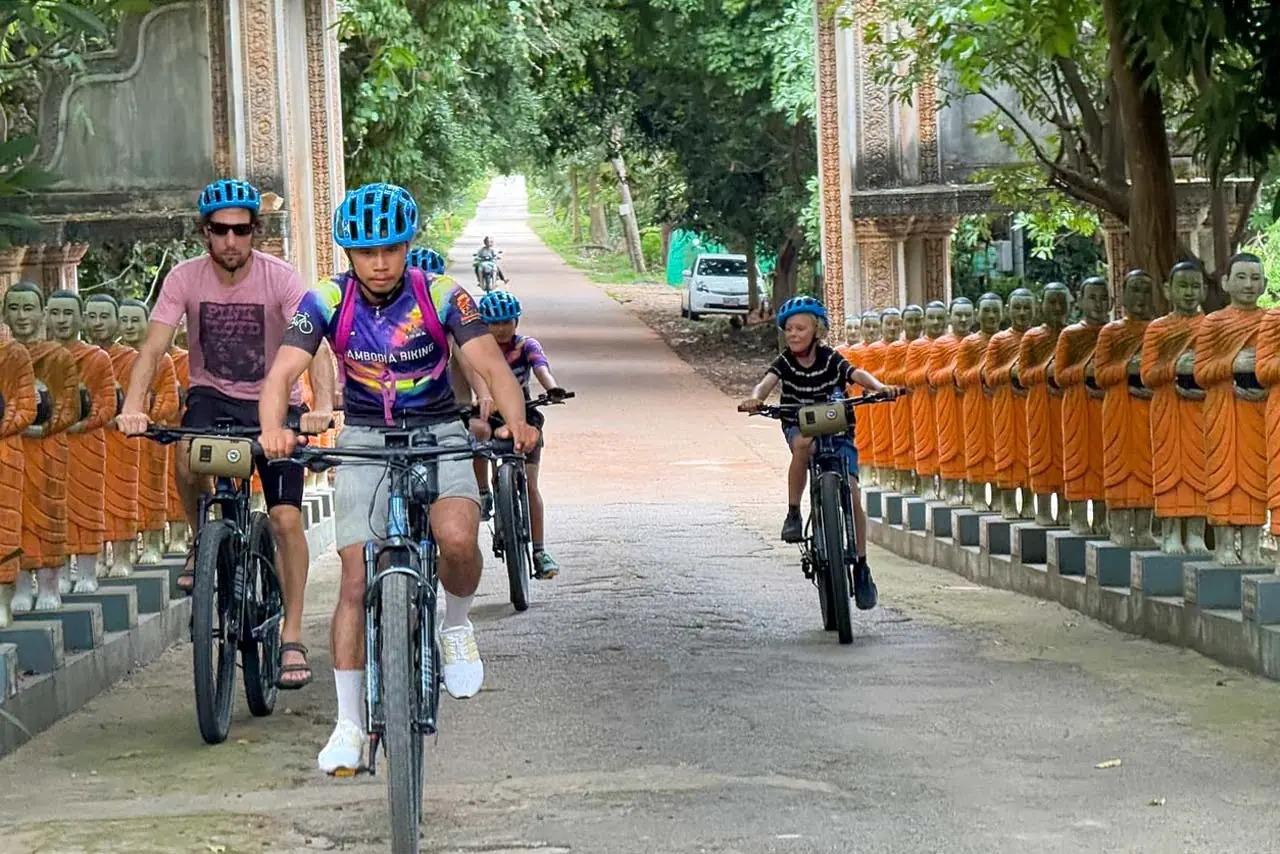 Siem Reap Cycling & Village Cooking Class