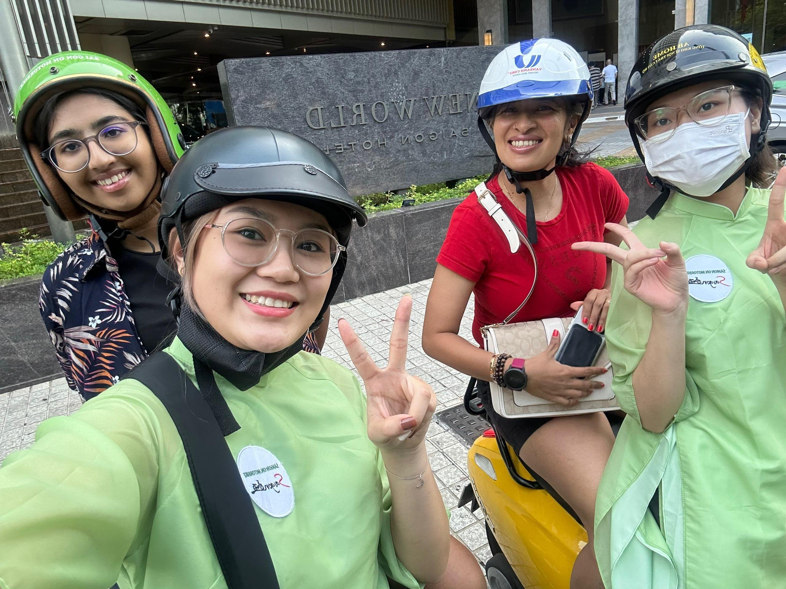 food tour in Saigon — photo 12