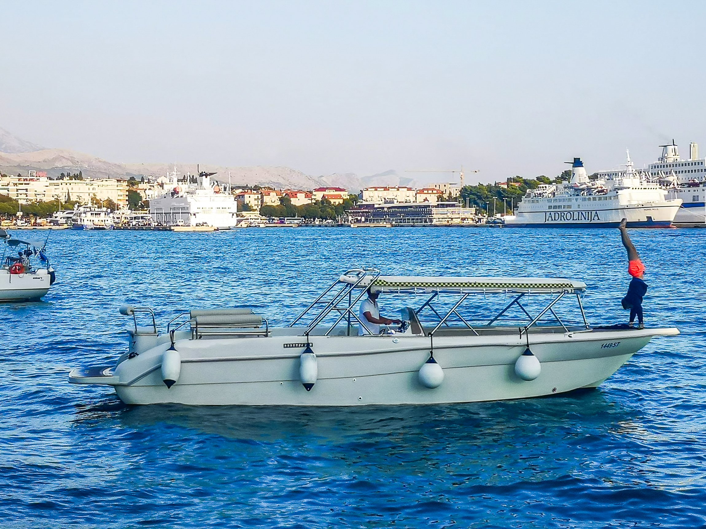 Split: 5-Island Speedboat Adventure with Blue Cave & Hvar
