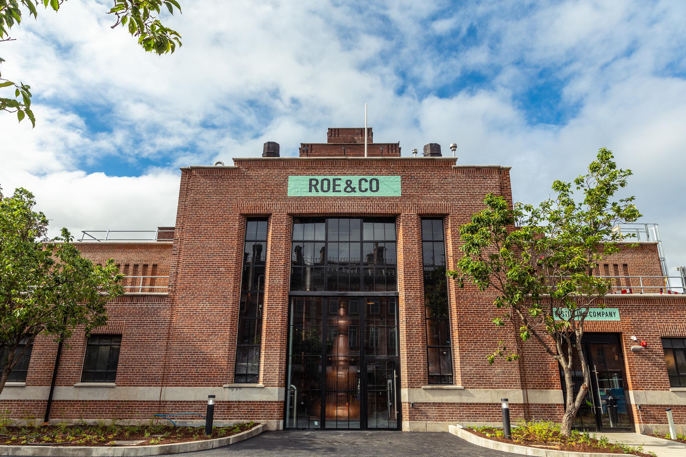 Roe and Co Distillery Cocktail Crafting Workshop