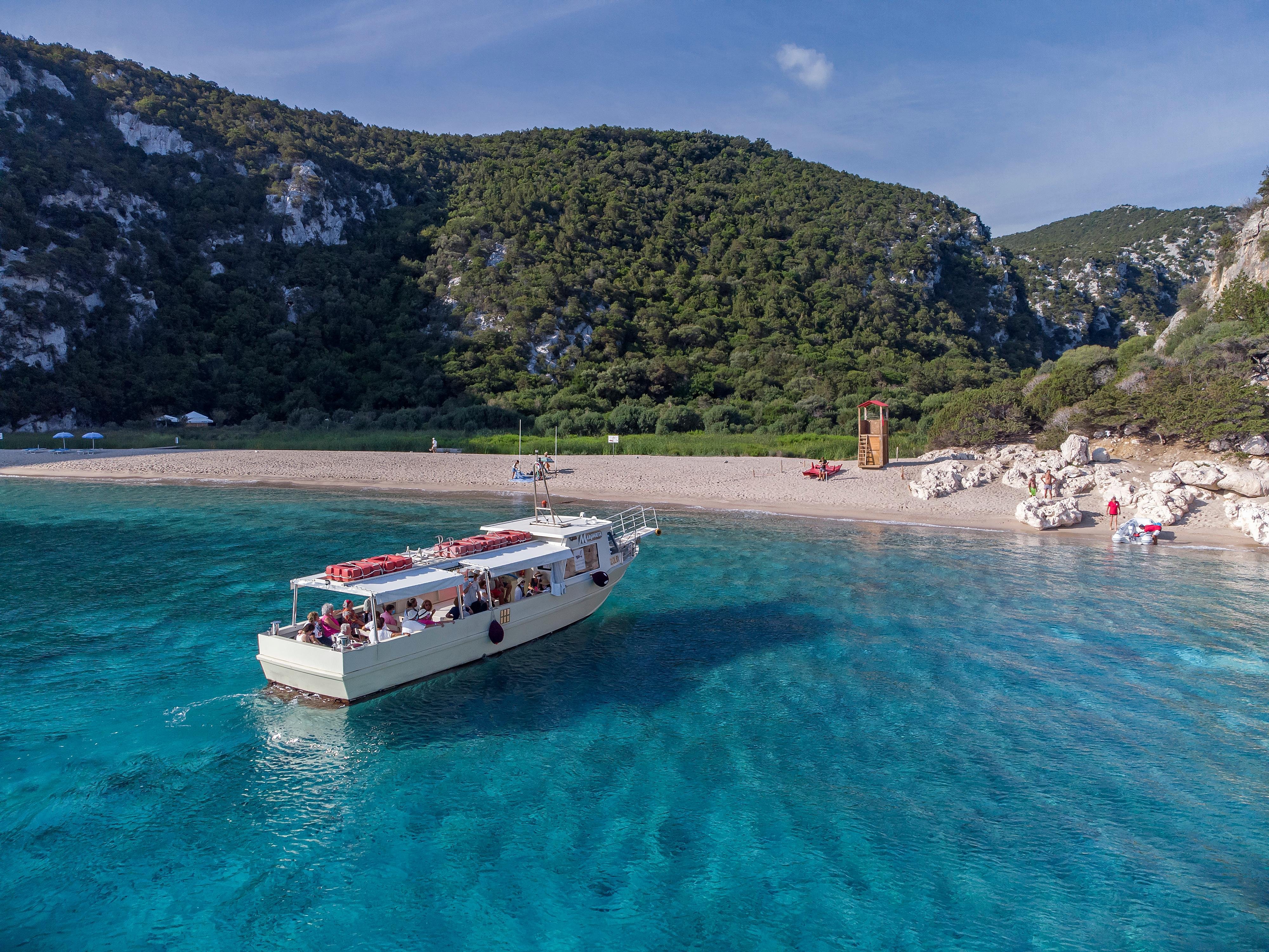 Cala Gonone: Grotta Bue Marino & Cala Luna Beach Boat Trip - the Gulf of Orosei, Sardinia