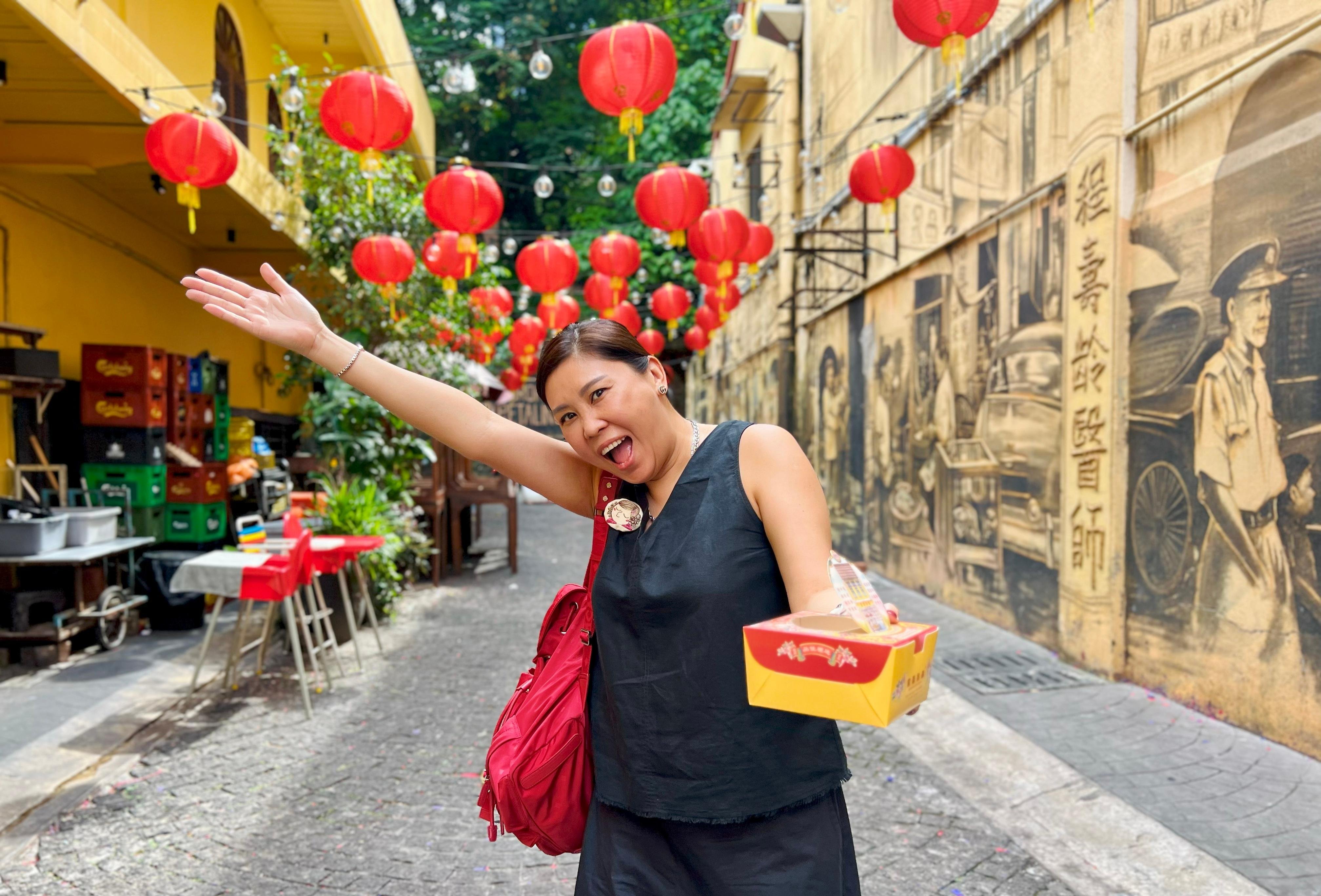 Chinatown & Historic Centre Food Walk with 12+ Tastings