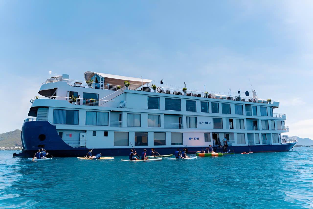 Ha Long & Lan Ha Bay 2-Day Sea Coral Luxury Cruise