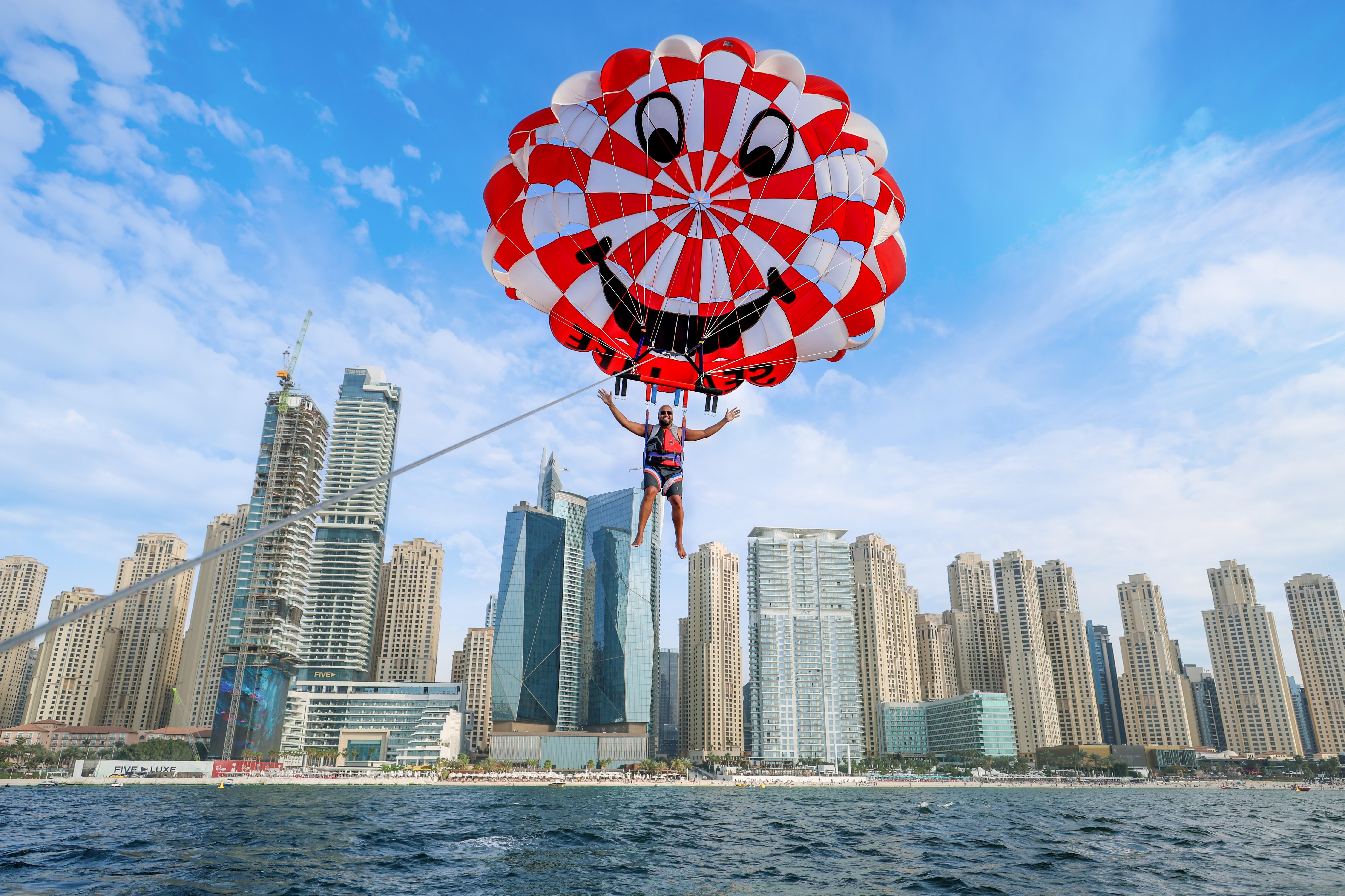 Dubai Parasailing: Soar Over Palm Jumeirah & JBR