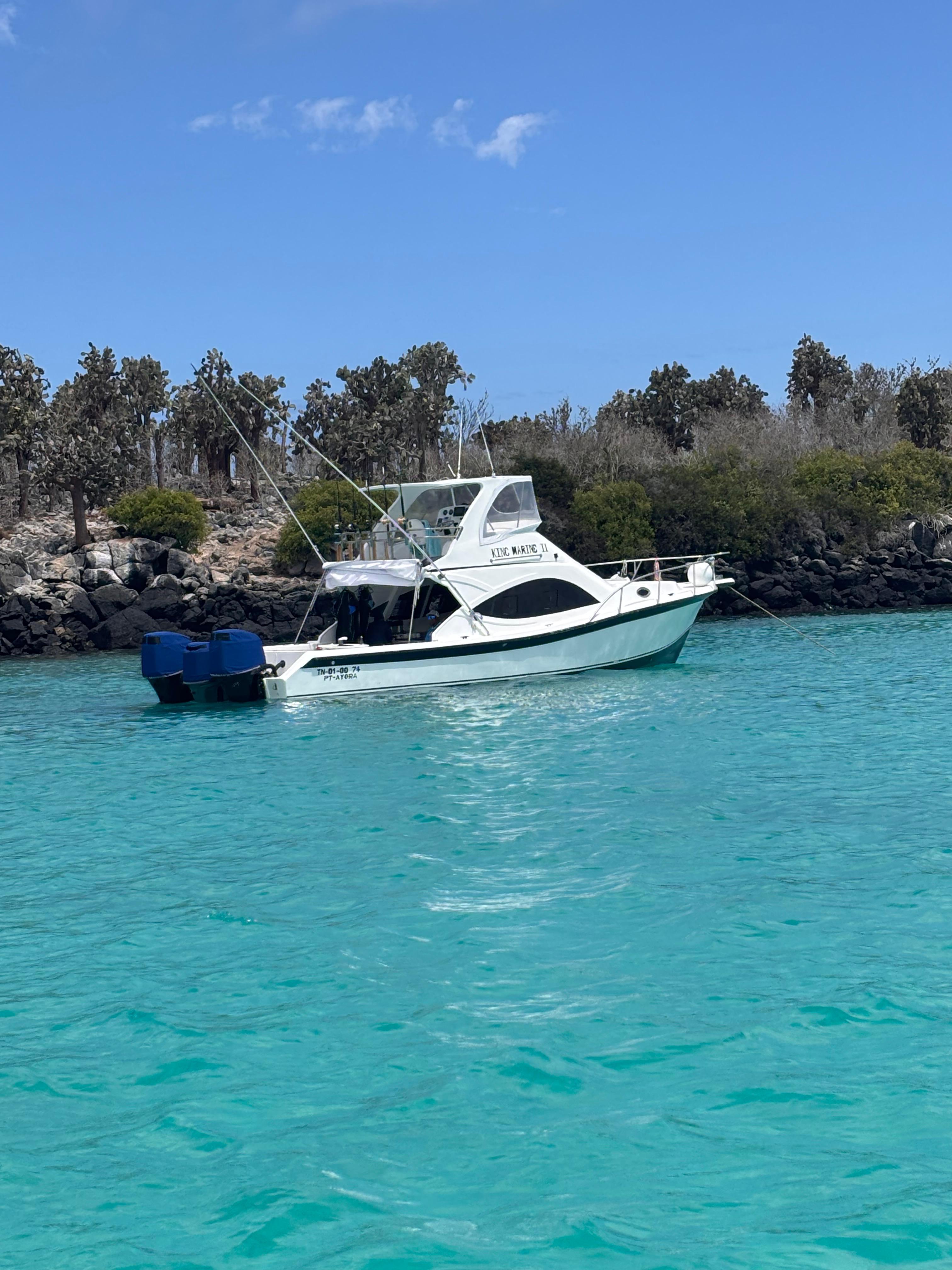 Santa Fe Island Snorkeling & Fishing Experience