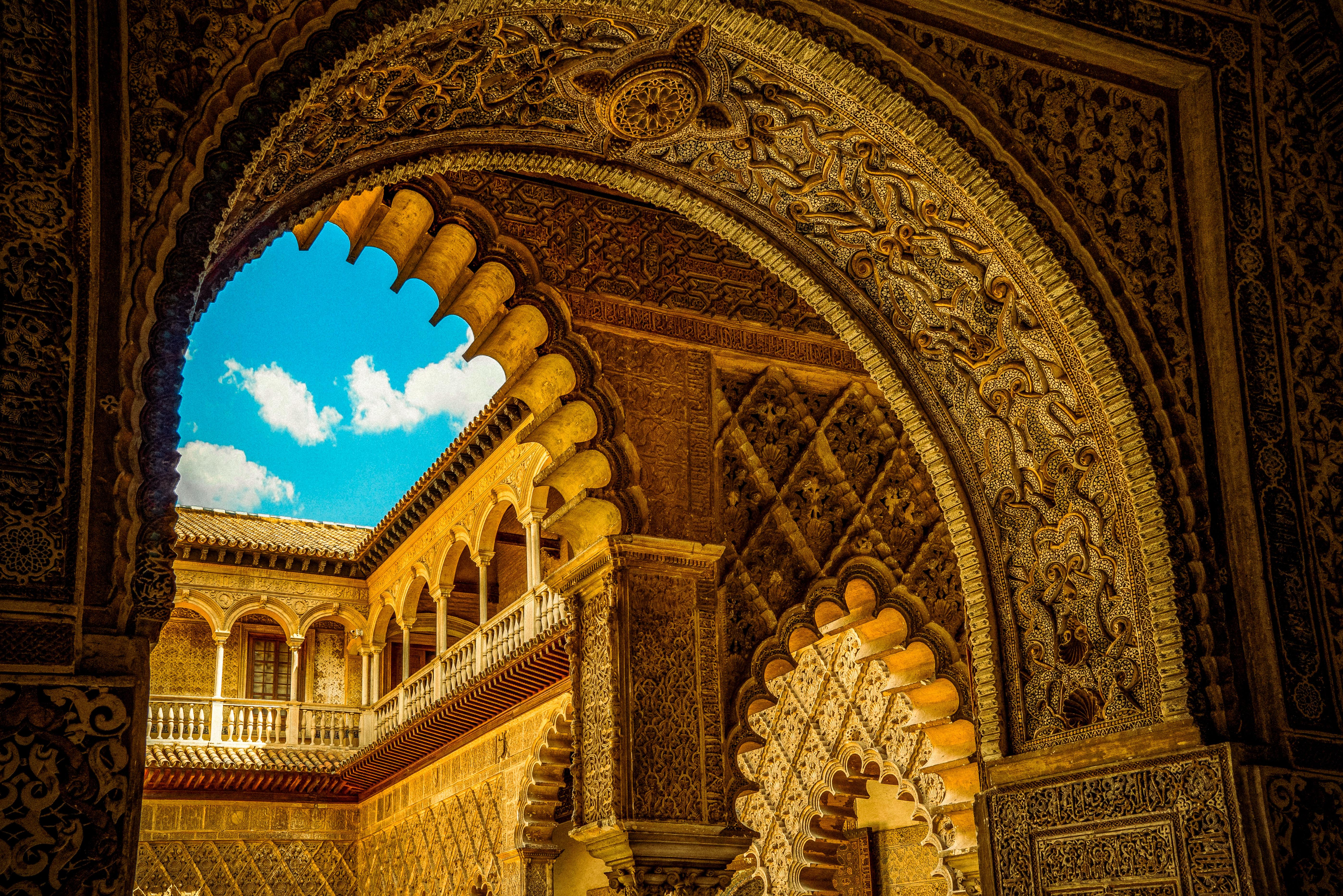 Seville: Priority Entry Cathedral, Giralda & Alcázar Guided Tour