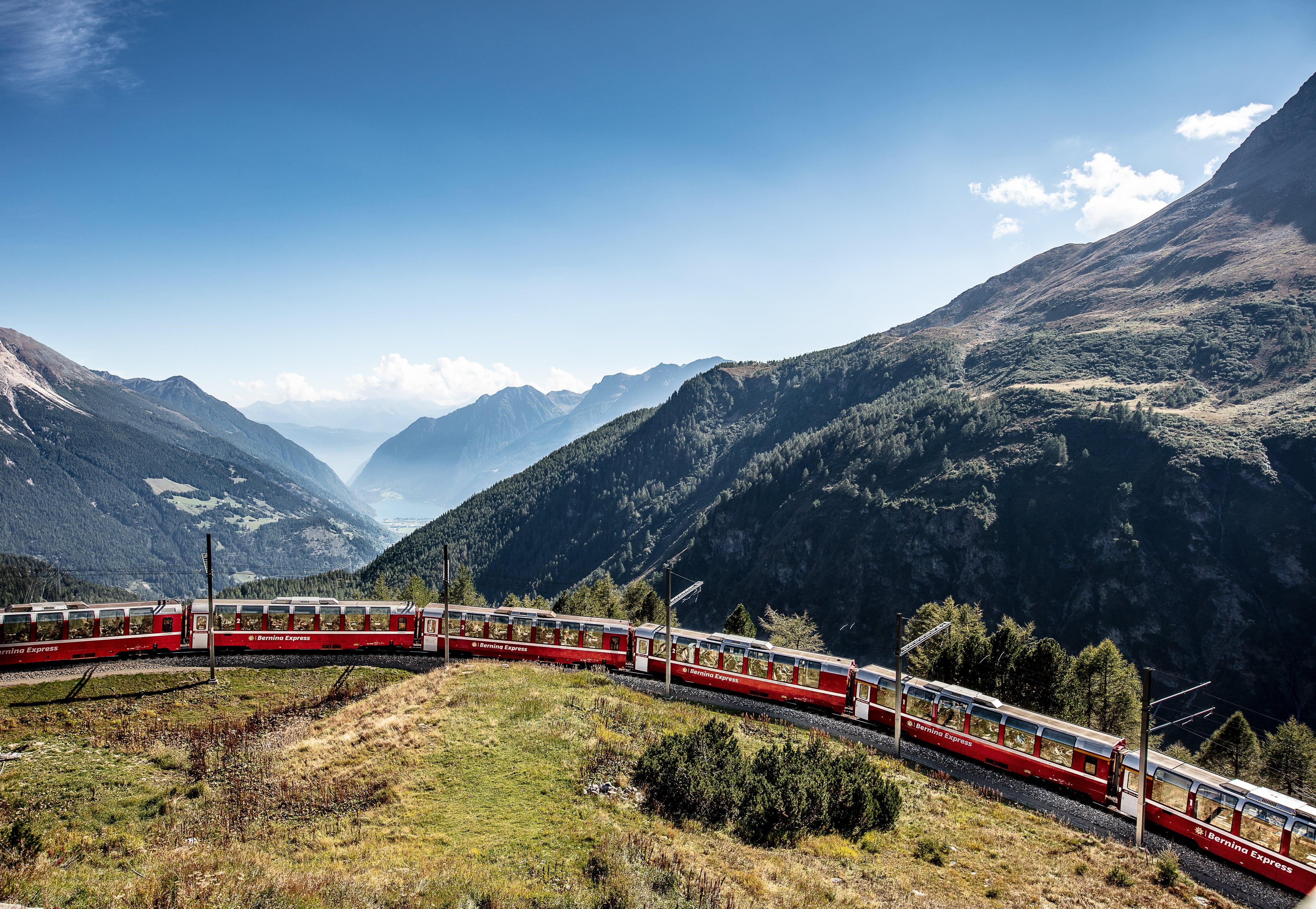 Bernina red train day trip from Lake Como — image 11