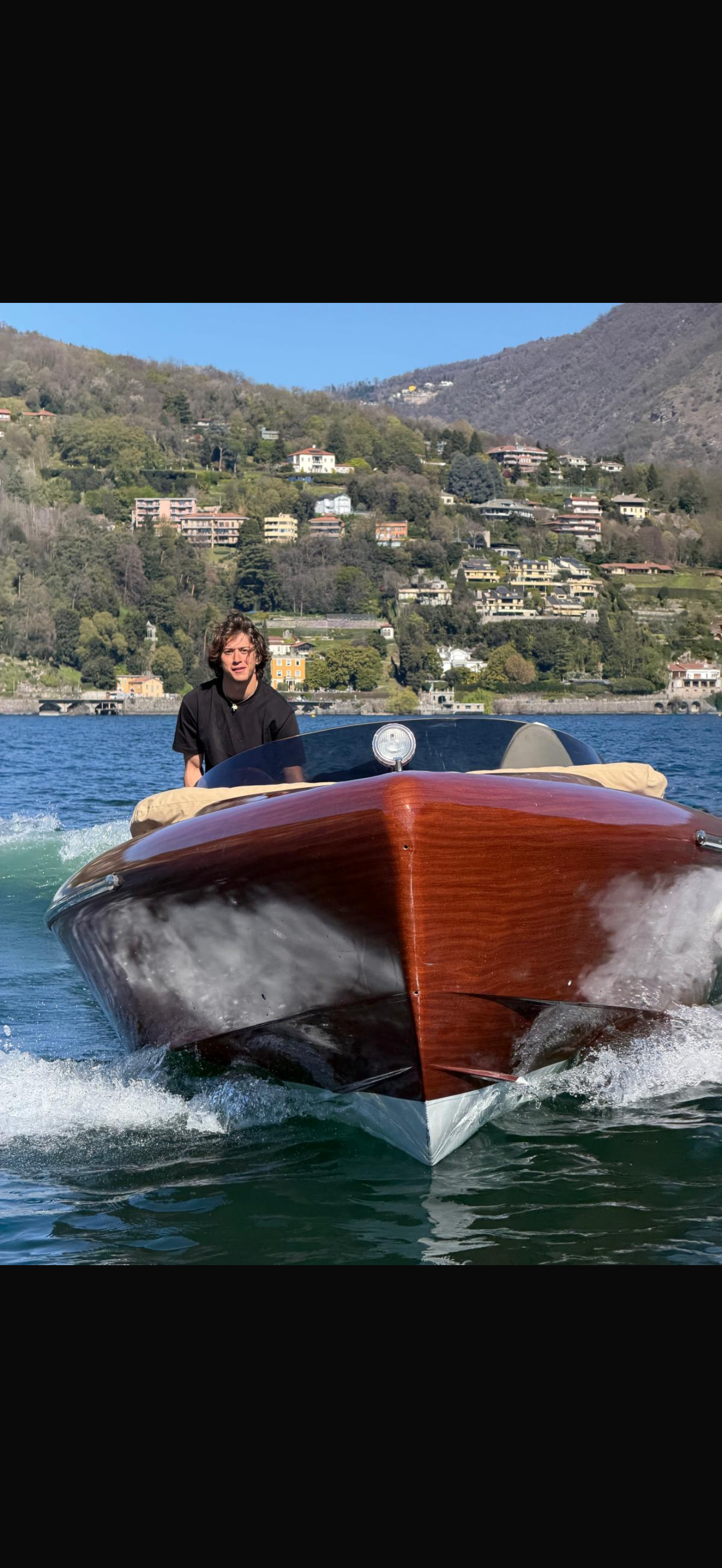 Lake Como:Luxury Private Wooden Boat Tour