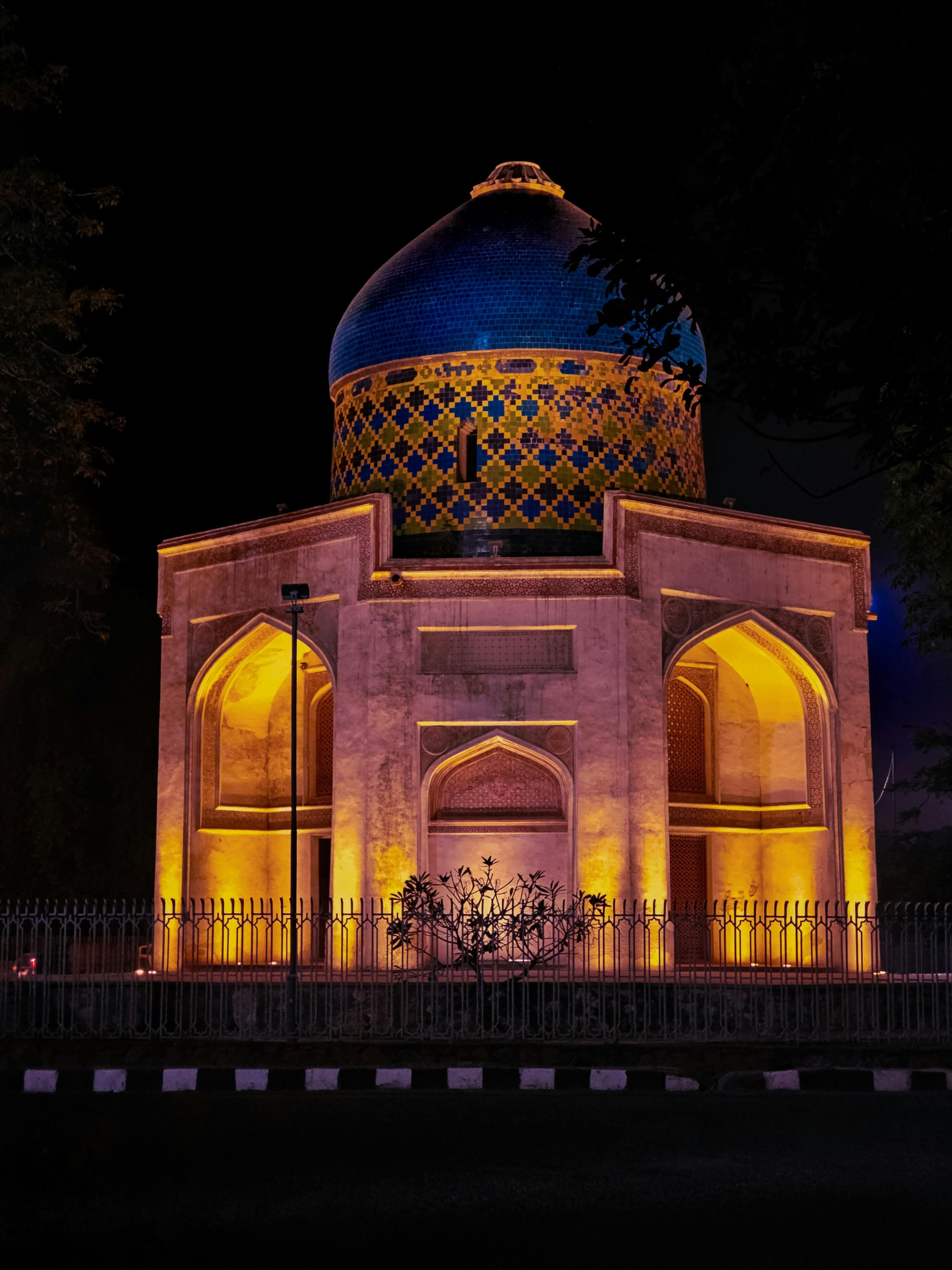 Delhi After Dark: Private Evening Sightseeing by Car