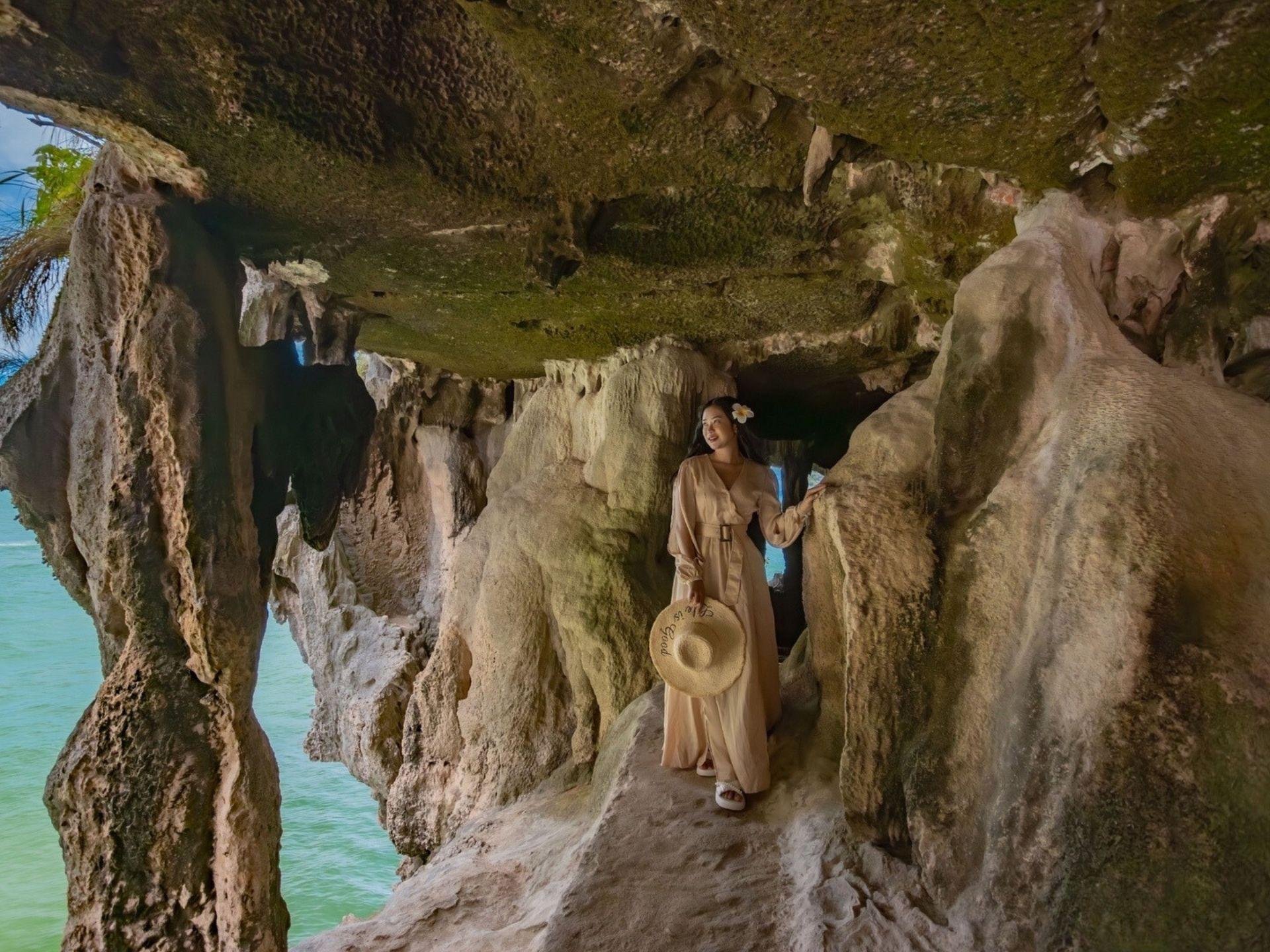 Phang Nga Bay 6-Islands Adventure: James Bond & Beyond