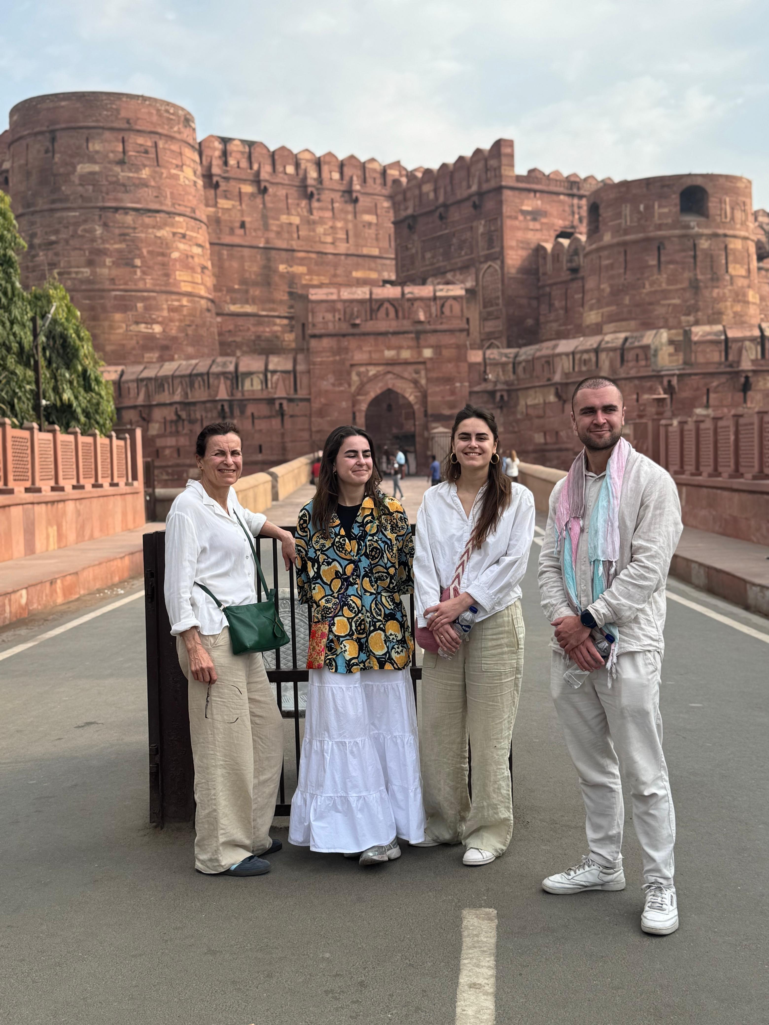 Agra Express: Taj Mahal, Agra Fort & Baby Taj Access