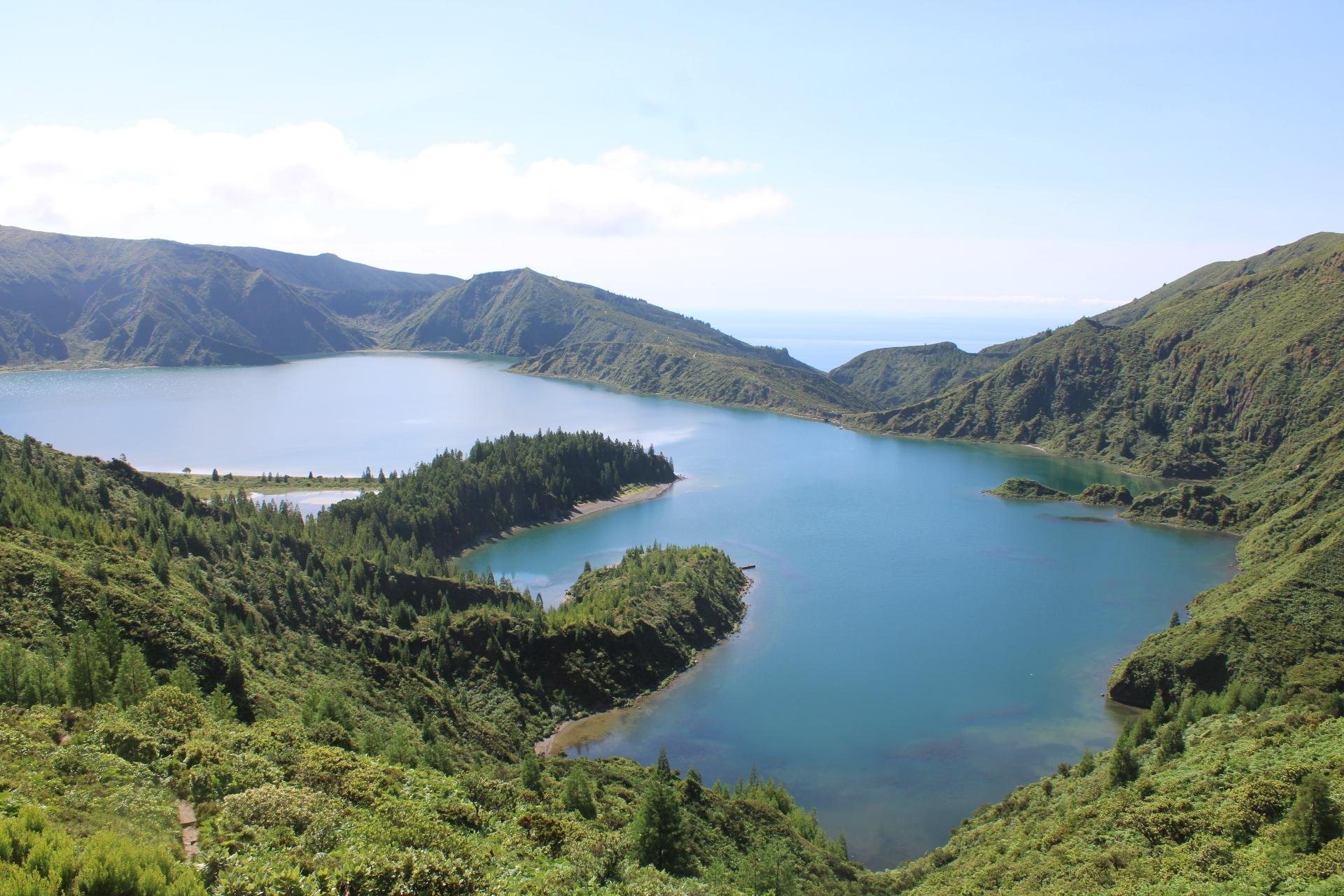 Lagoa do Fogo & Caldeira Velha Thermal Springs Day Trip