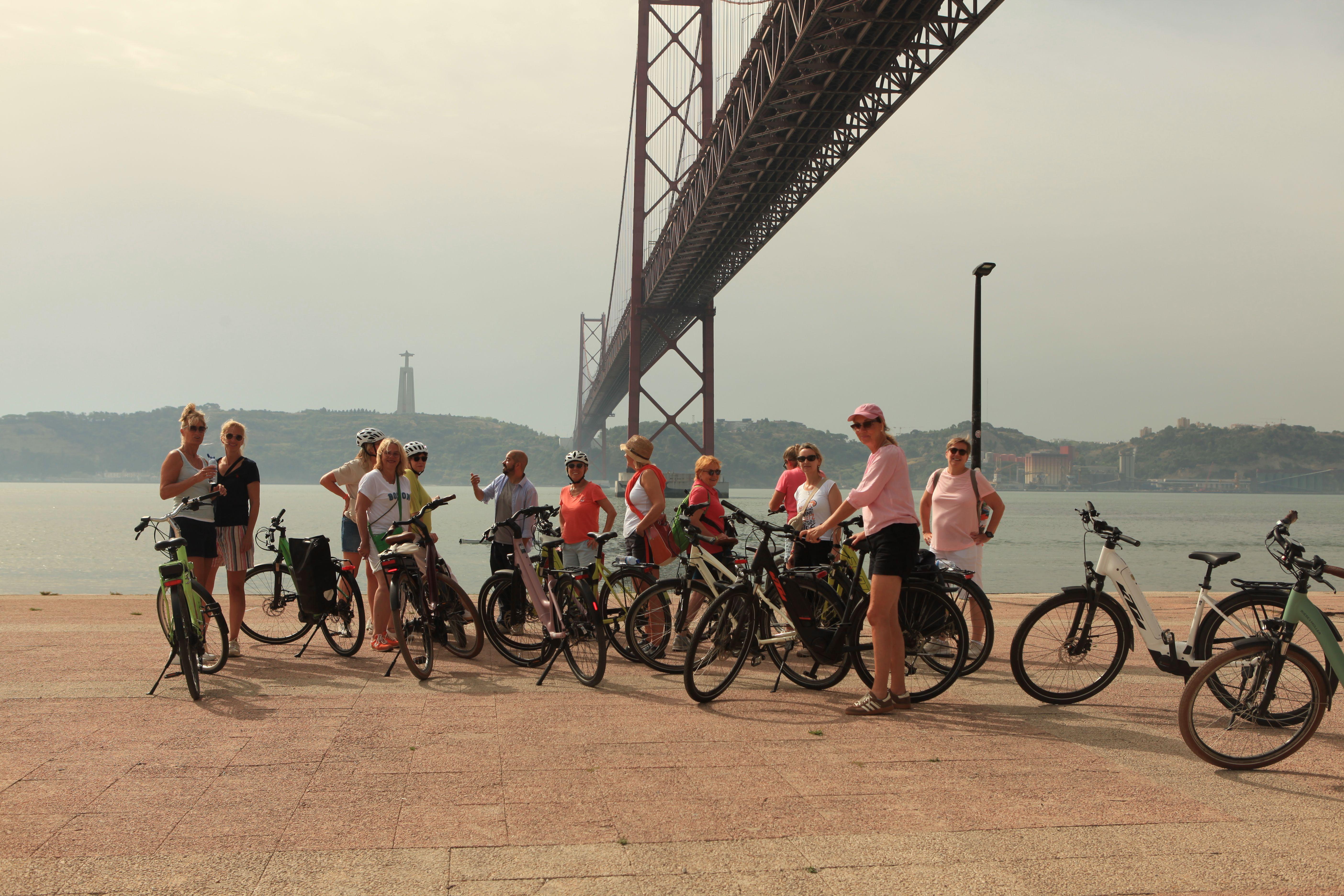 Lisbon: Riverside E-Bike Tour to Belém + Custard Tart