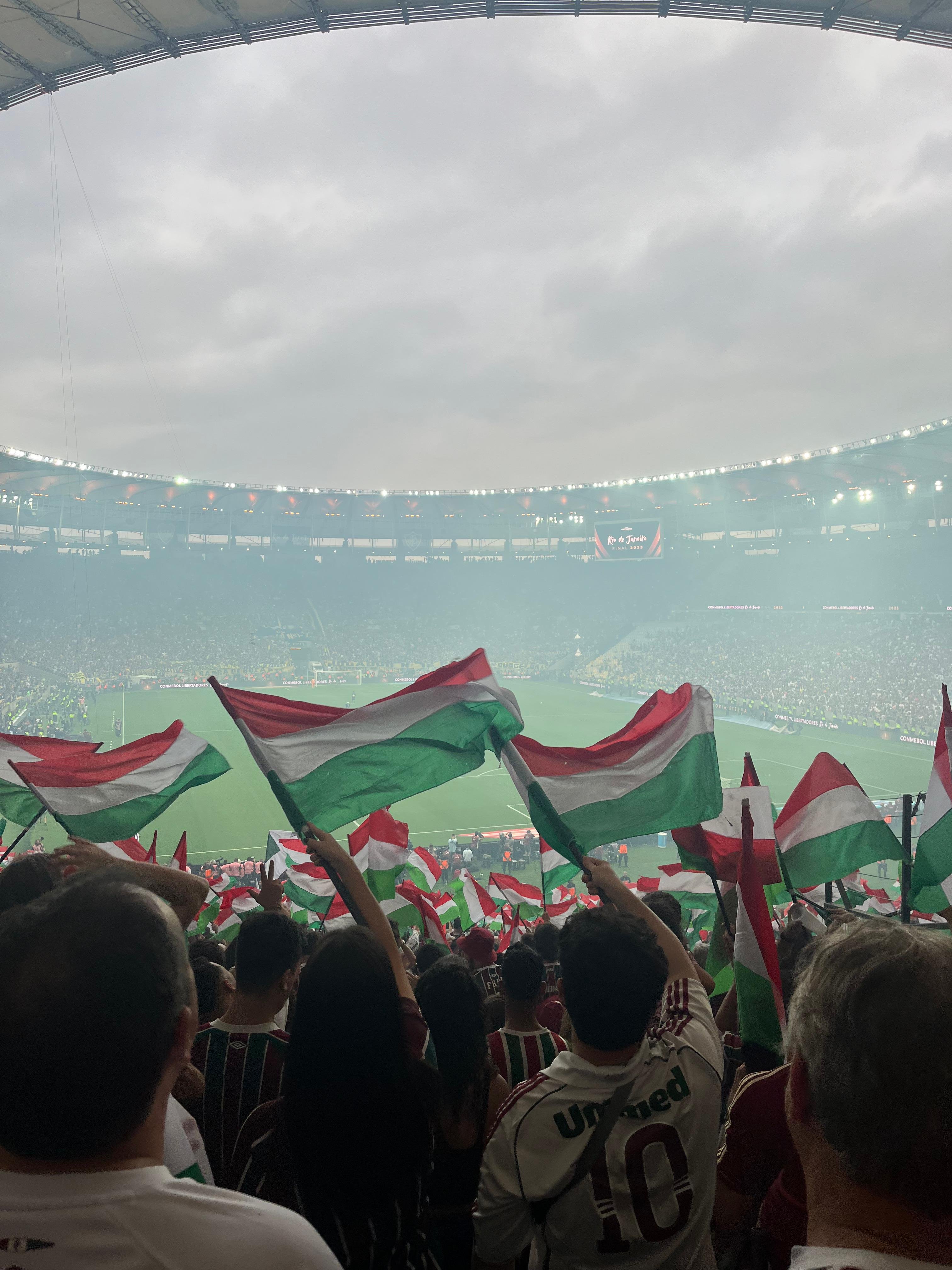 Rio de Janeiro Maracanã Football Match Experience with Local Hosts