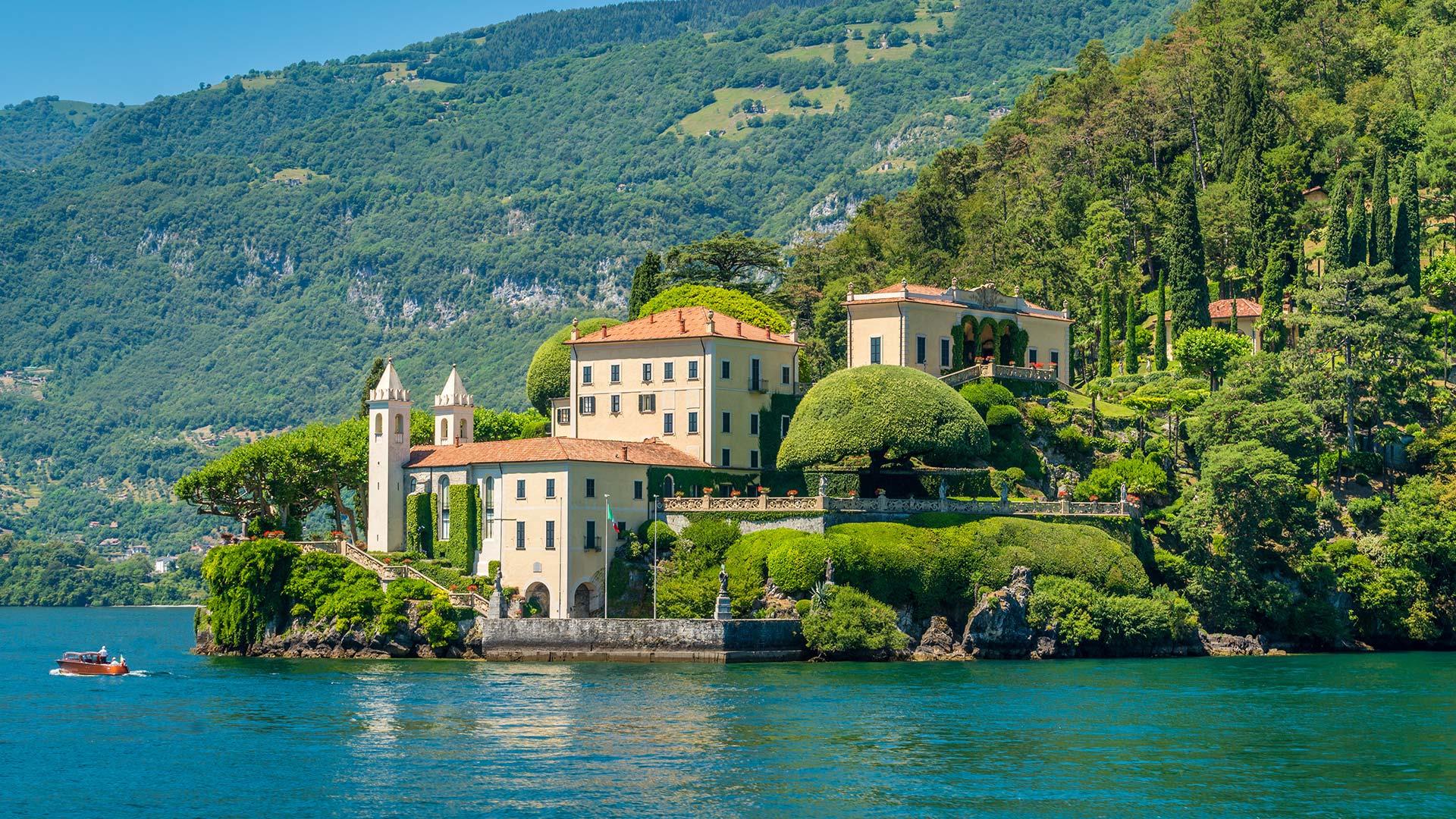 Lenno to Villa Balbianello: Scenic Boat Transfer with Garden Access