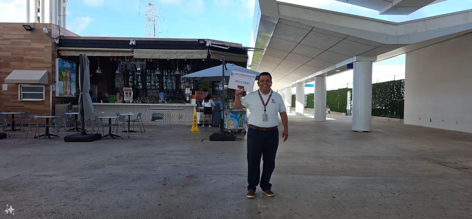 Cancun Airport to Tulum: Private Transfer (70 Miles)