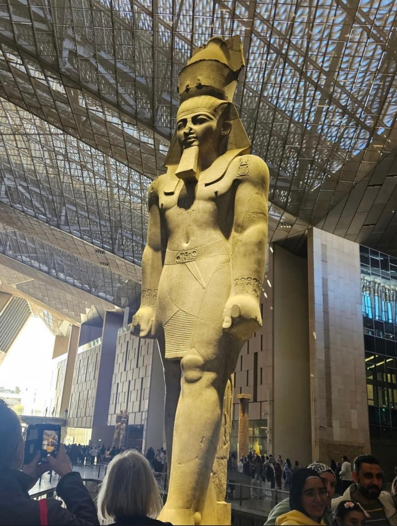 Sharm to Cairo: Giza Pyramids & Grand Museum Day Trip