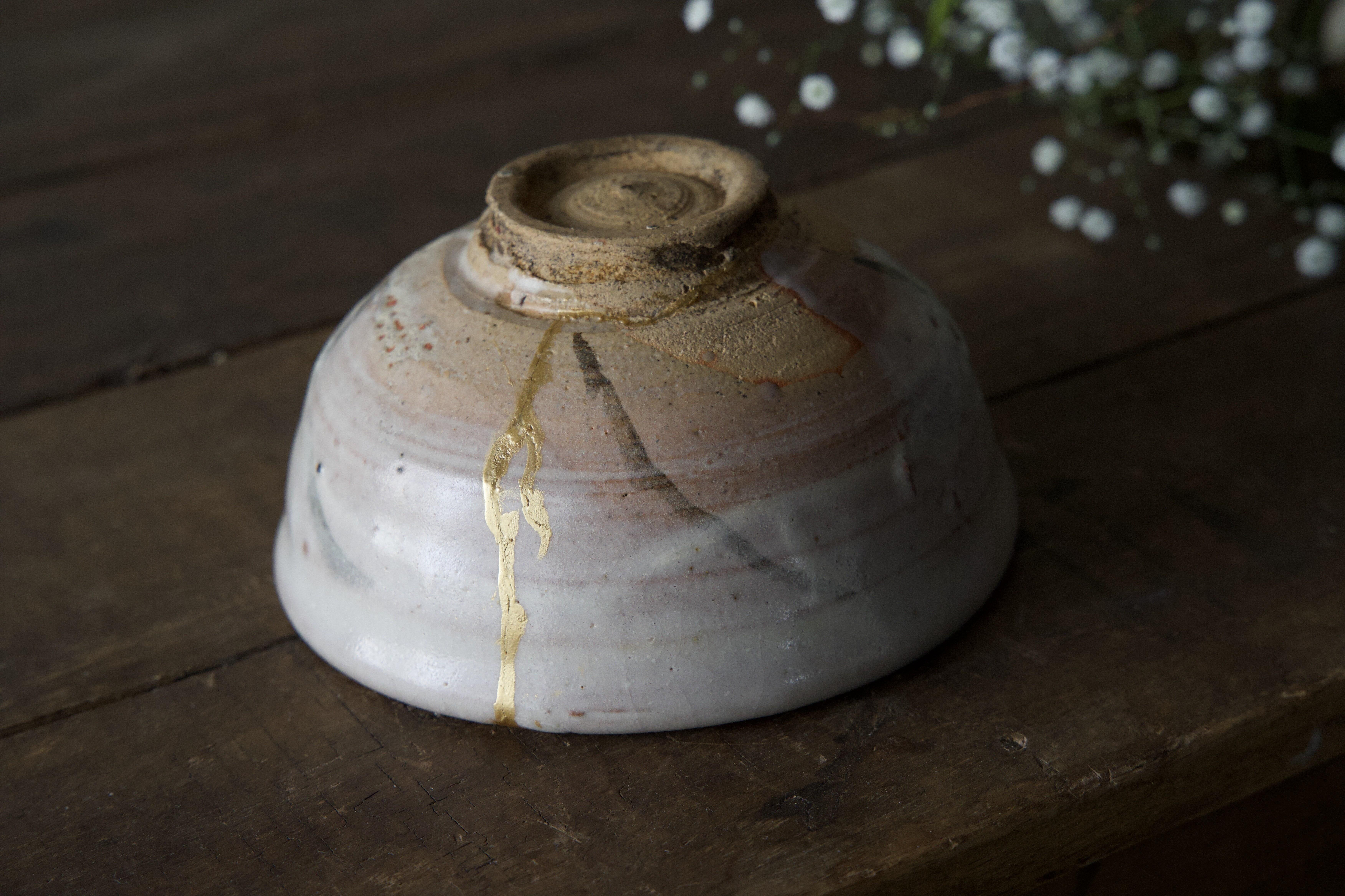 Osaka Traditional Kintsugi Class: The Art of Golden Repair