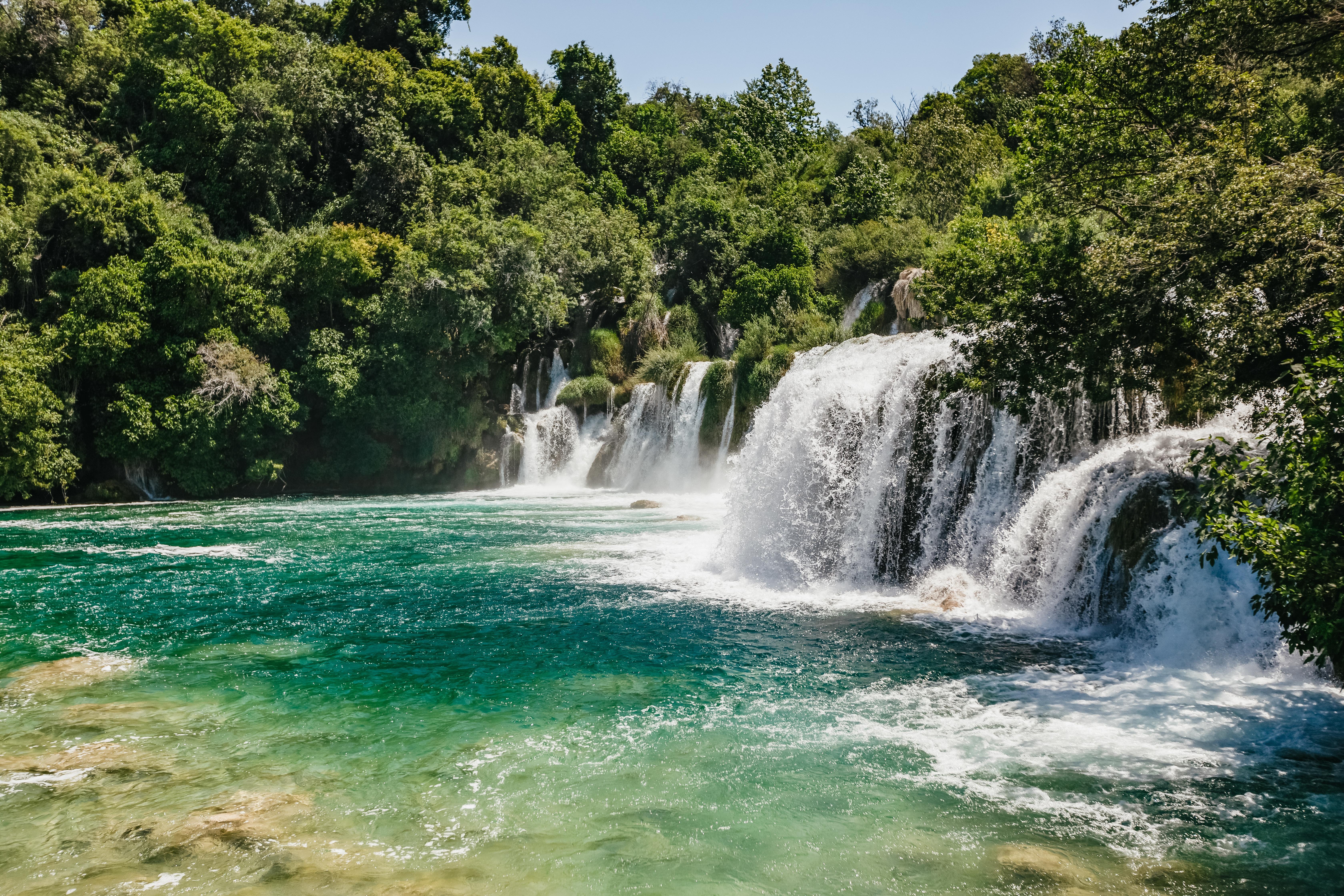 Split: Krka Waterfalls, Boat Cruise & Primosten Swim