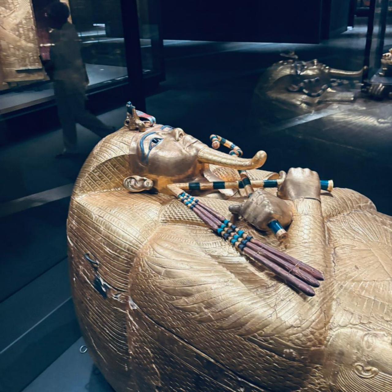 Sharm El Sheikh: Cairo Day Trip by Flight with Pyramids & GEM Museum