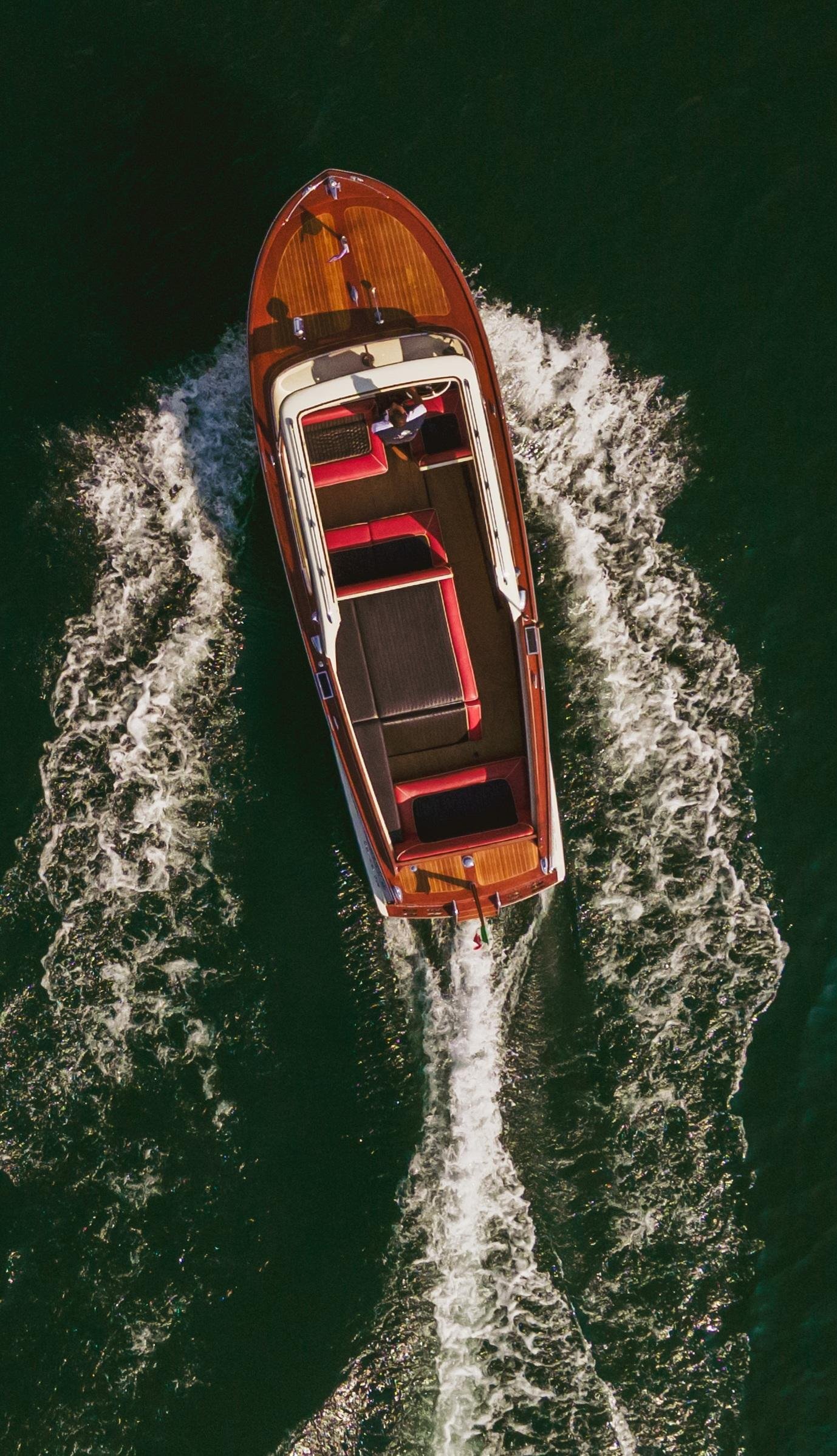 Bellagio Wooden Boat Experience with Prosecco