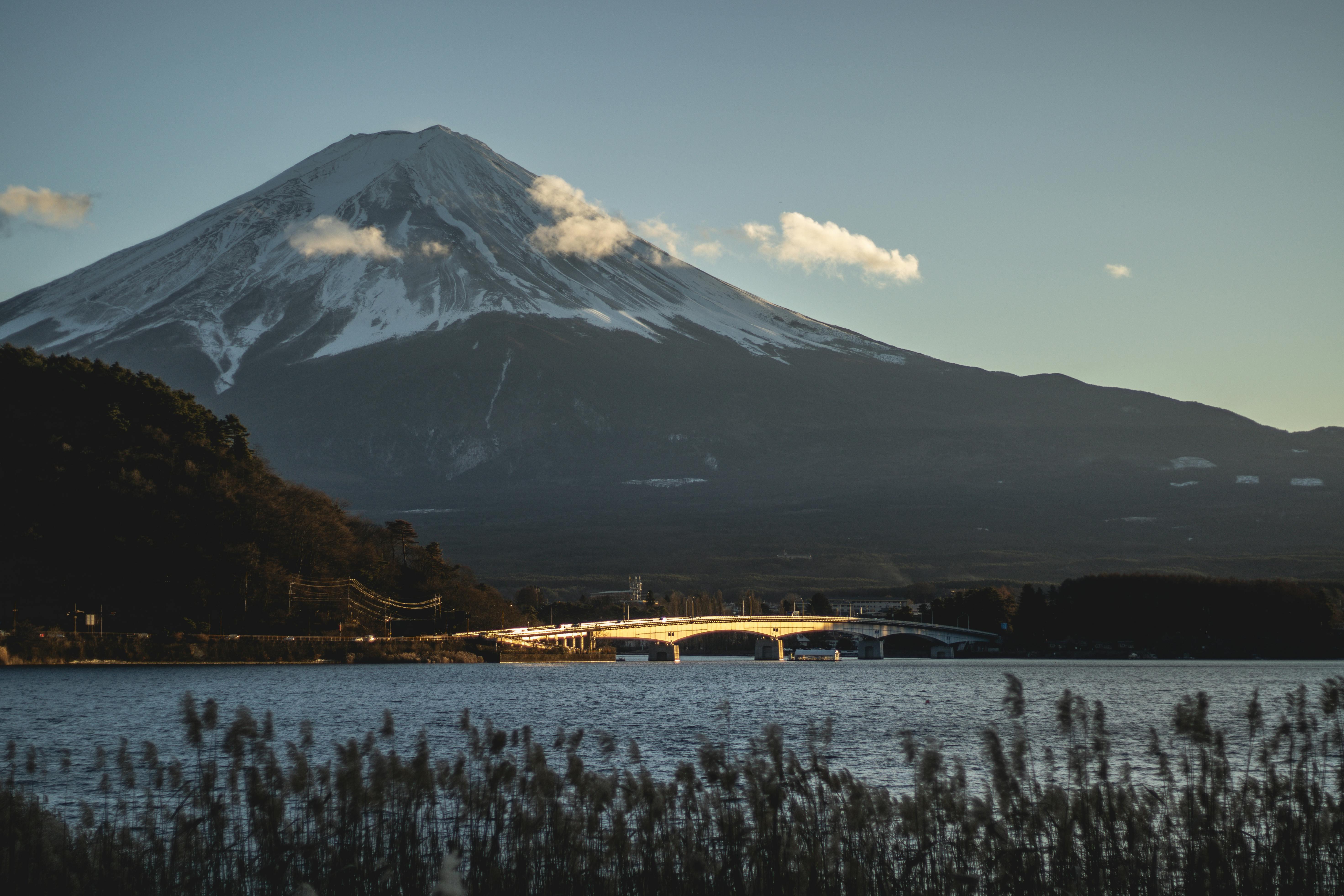 Private Mt. Fuji & Hakone Custom Chauffeur Tour