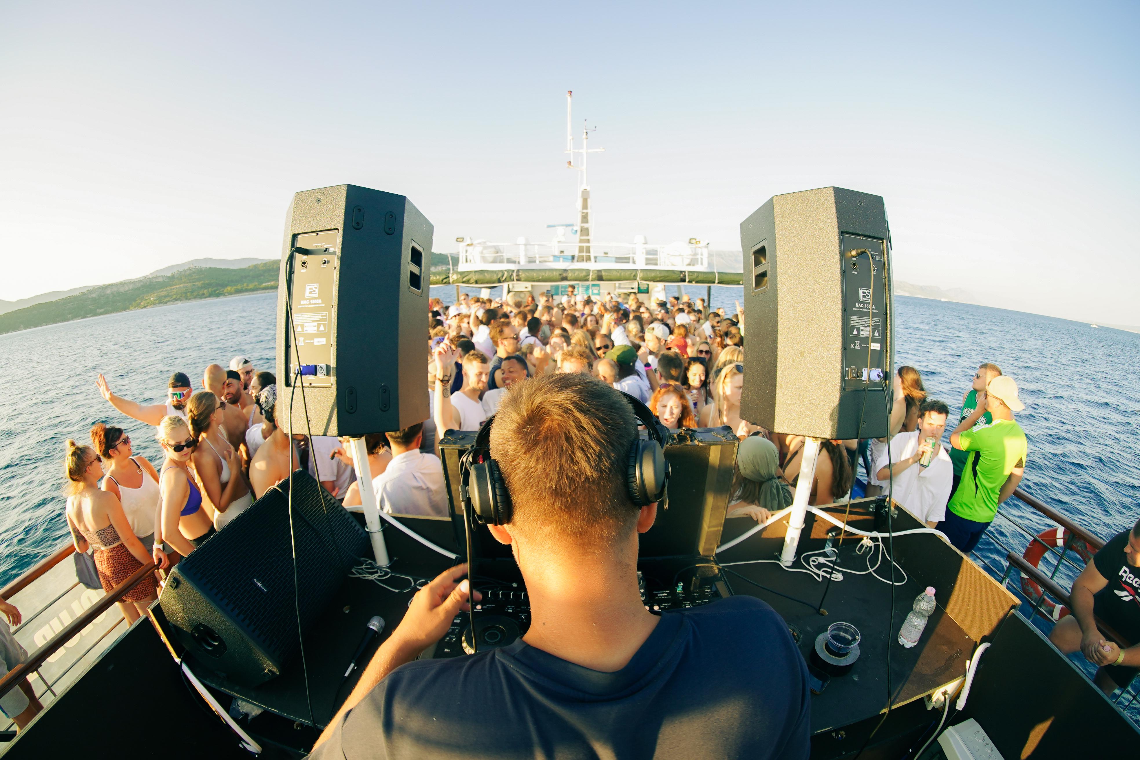 Split Blue Lagoon Boat Party Experience