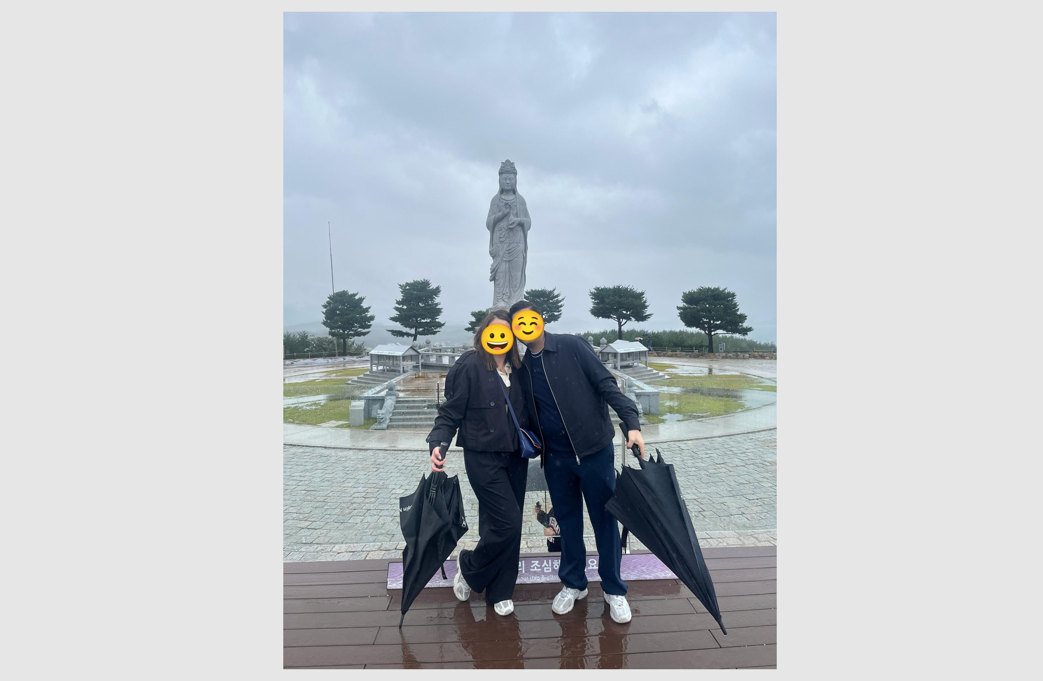 Seoul Private Luxury Vehicle Tour (English & Spanish Guide)