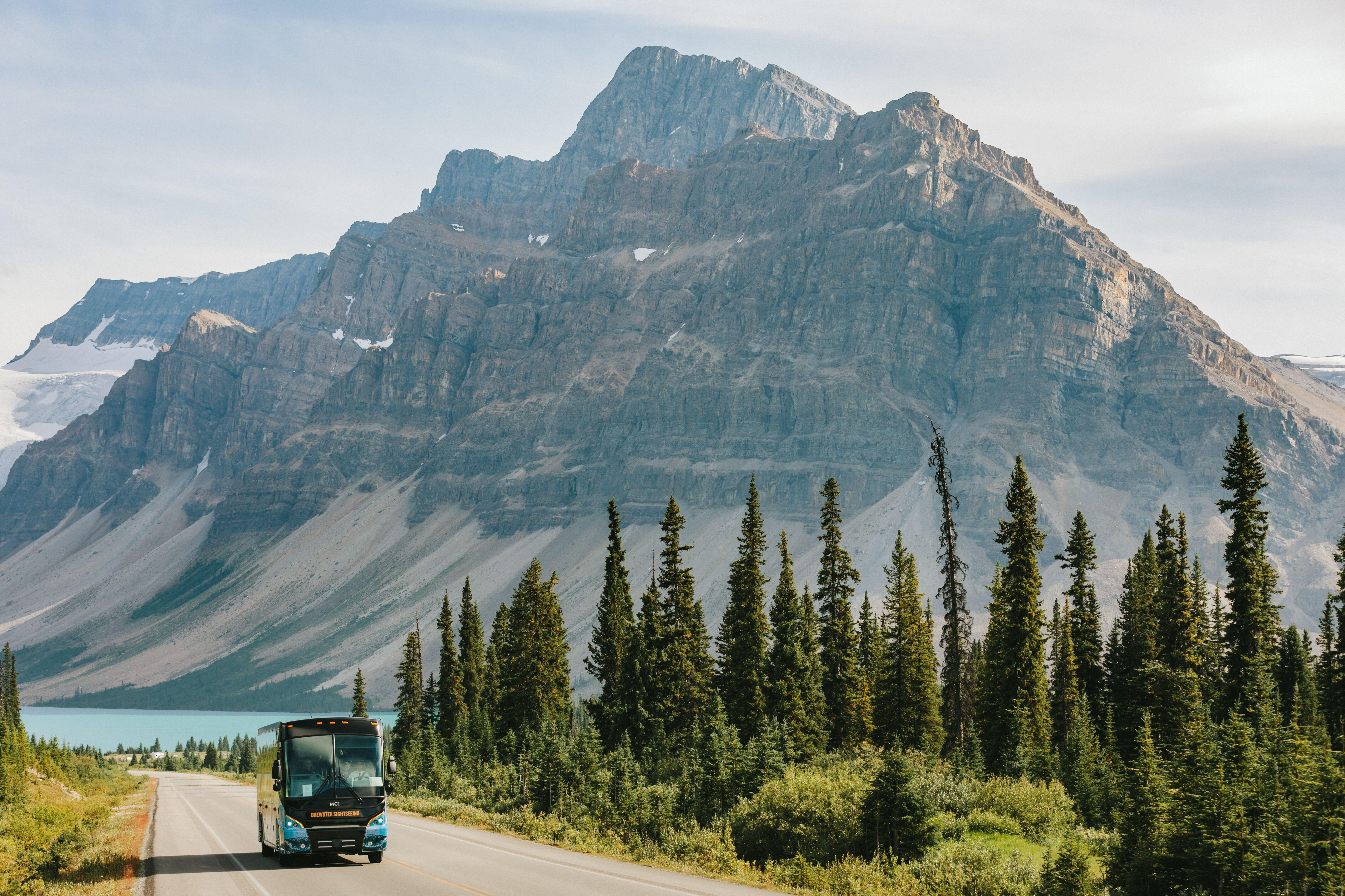 Jasper to Banff Ice Explorer & Skywalk Adventure