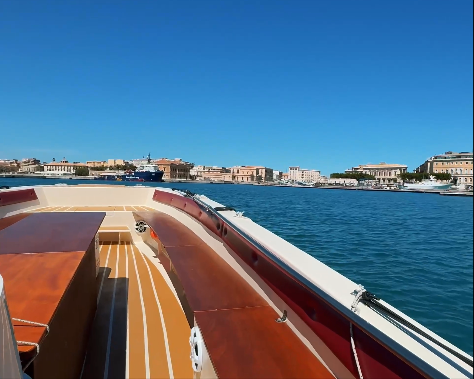 Ortigia Syracuse Sicily boat tour sea caves and coastline — image 30