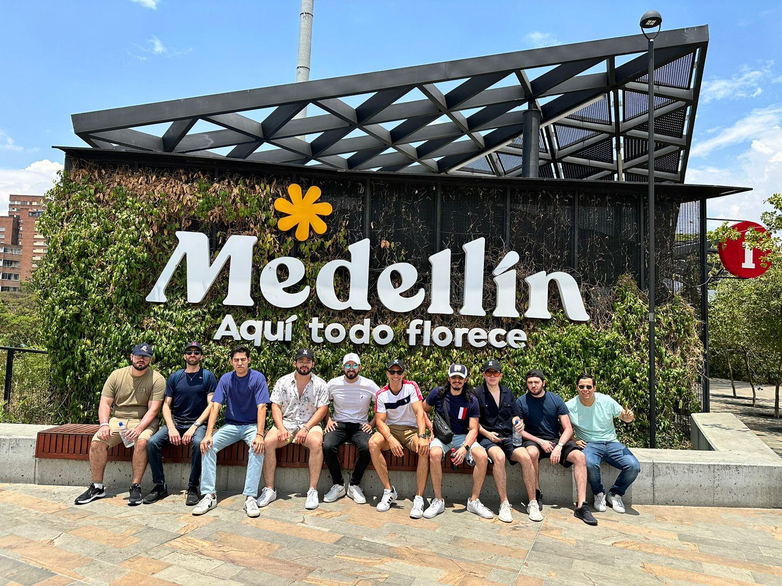 Private Medellín City Tour with Comuna 13 & Cable Car