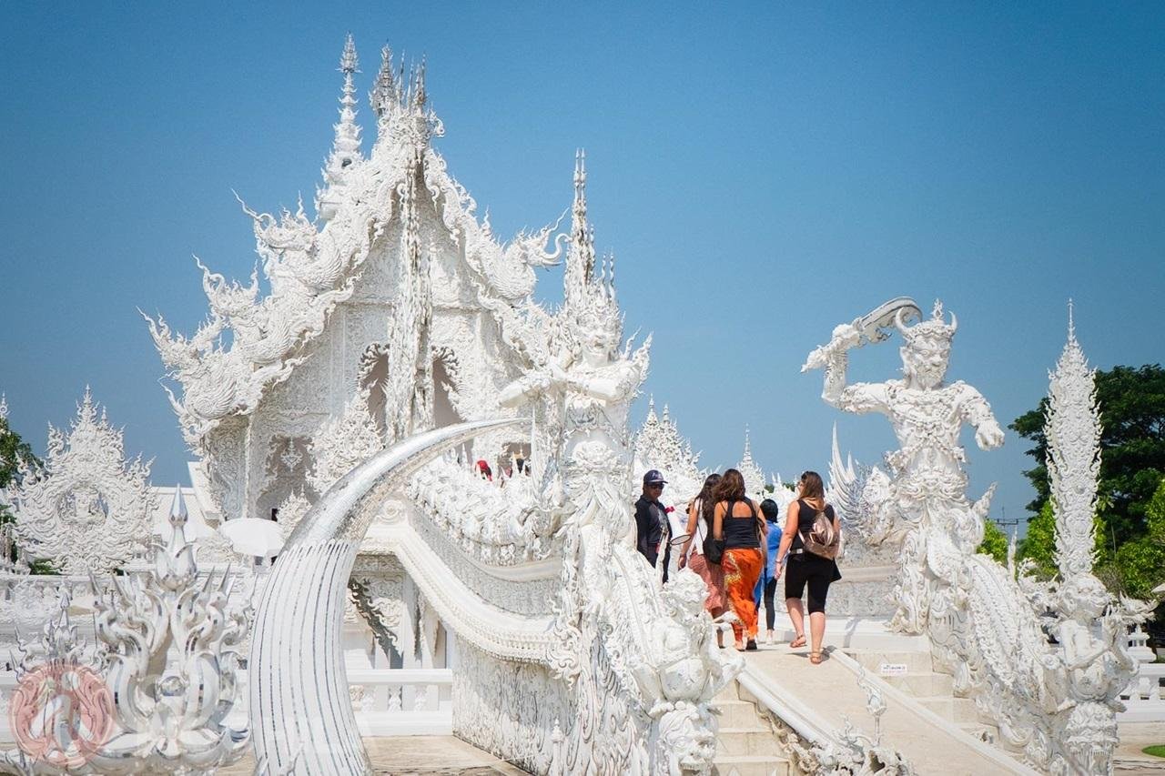 Chiang Rai Temples & Karen Village Day Trip from Chiang Mai
