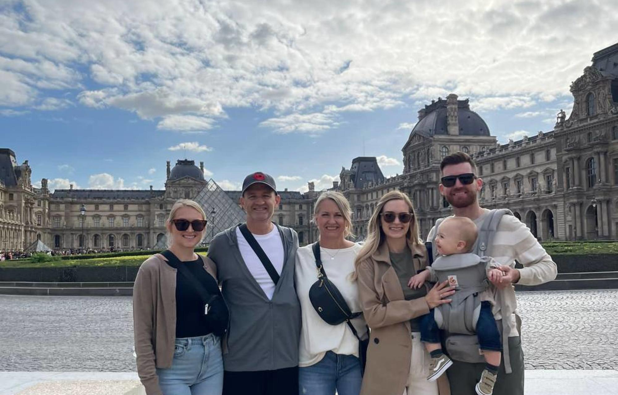 Paris Highlights: Opera Garnier to Notre-Dame Walking Tour