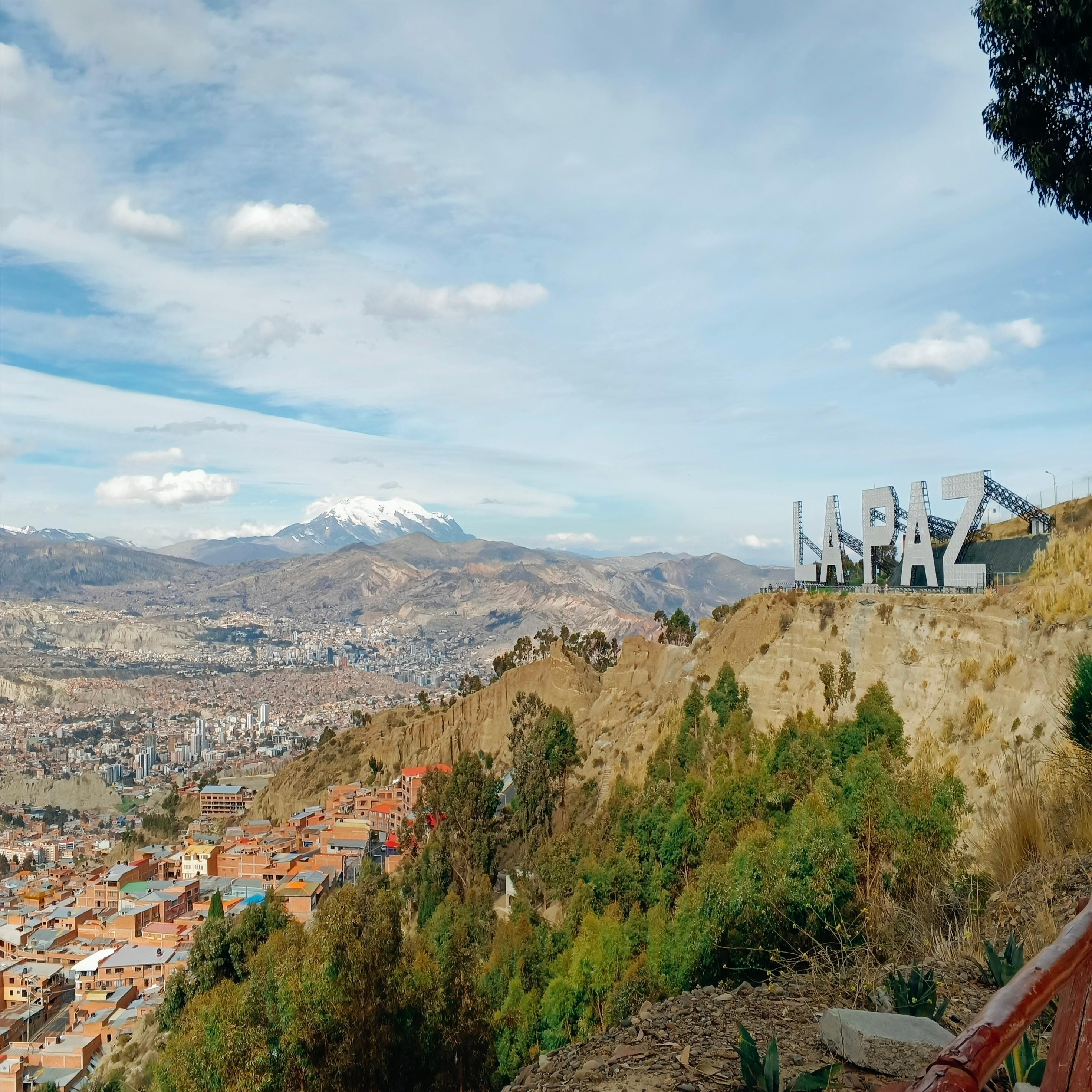 La Paz Discovery: Viewpoints, Moon Valley & Cable Car Experience