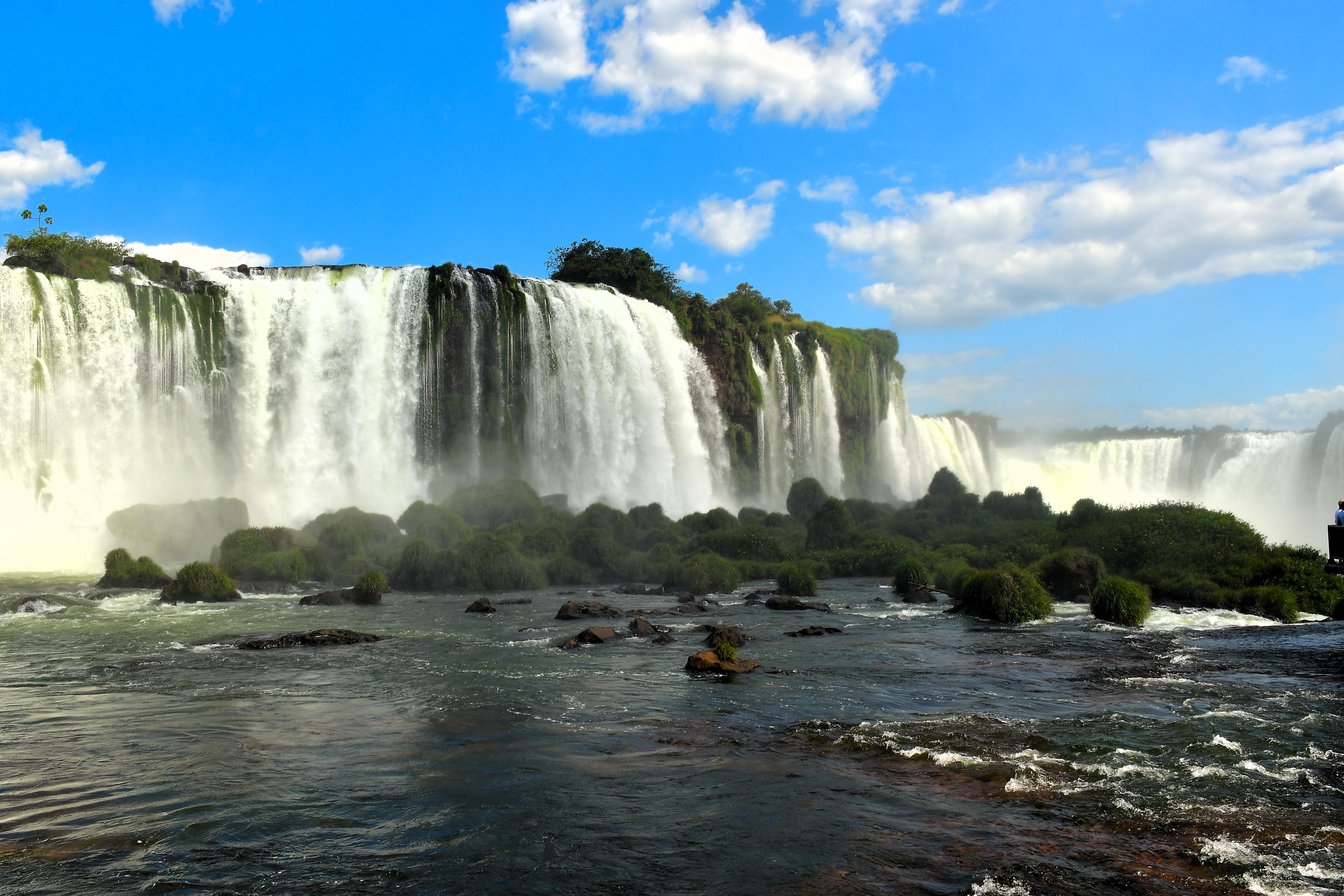 Iguazu Falls: Full-Day Brazil & Argentina Dual-Park Tour