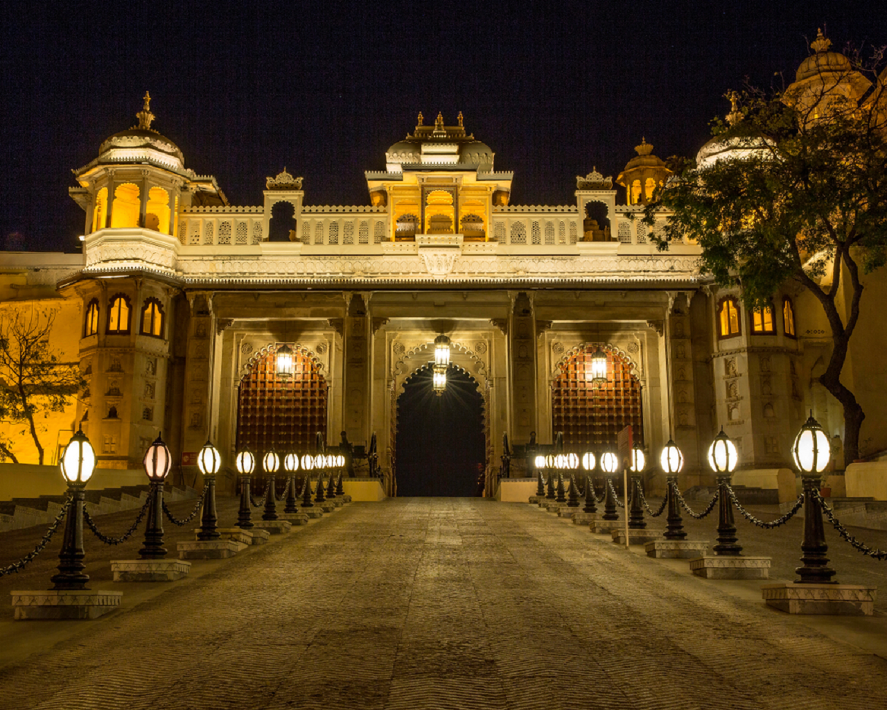 Udaipur Twilight Heritage Walking Tour
