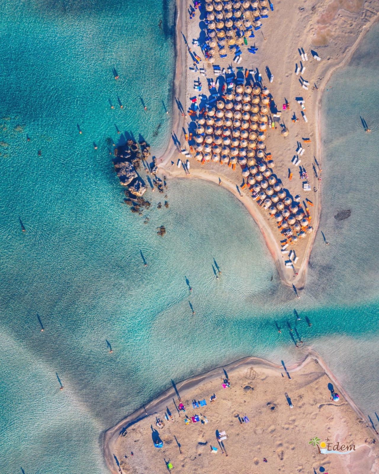 Elafonissi pink sand beach and Balos lagoon tour Crete — shallow turquoise lagoon, Gramvousa Venetian fortress — image 7