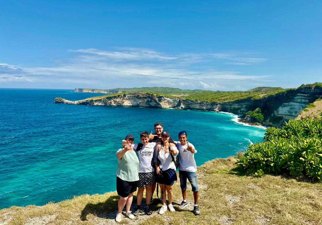 Private East Lombok Cliffs & Pink Beach Day Tour